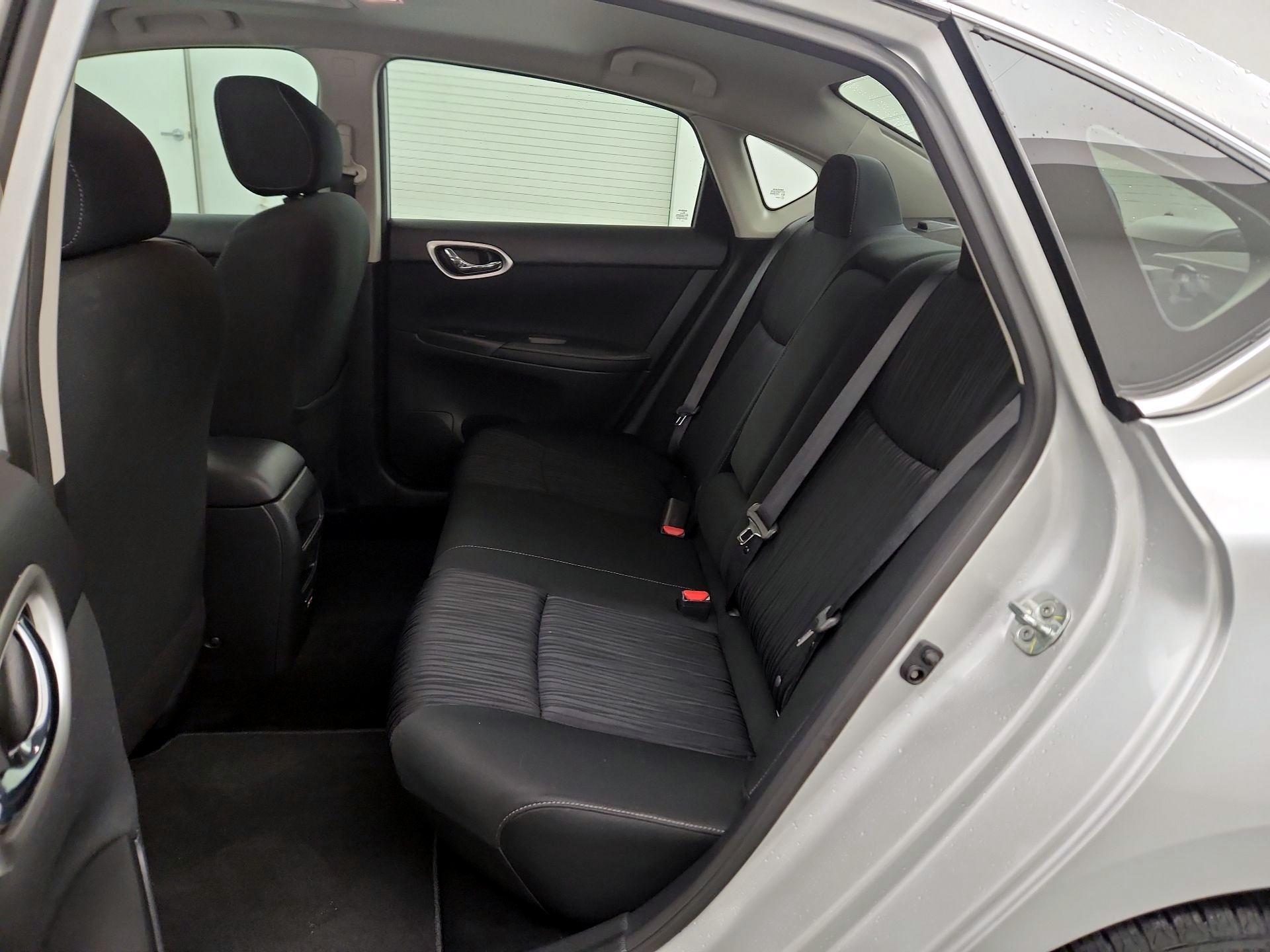 Thumbnail: 2019 Nissan Sentra - 20
