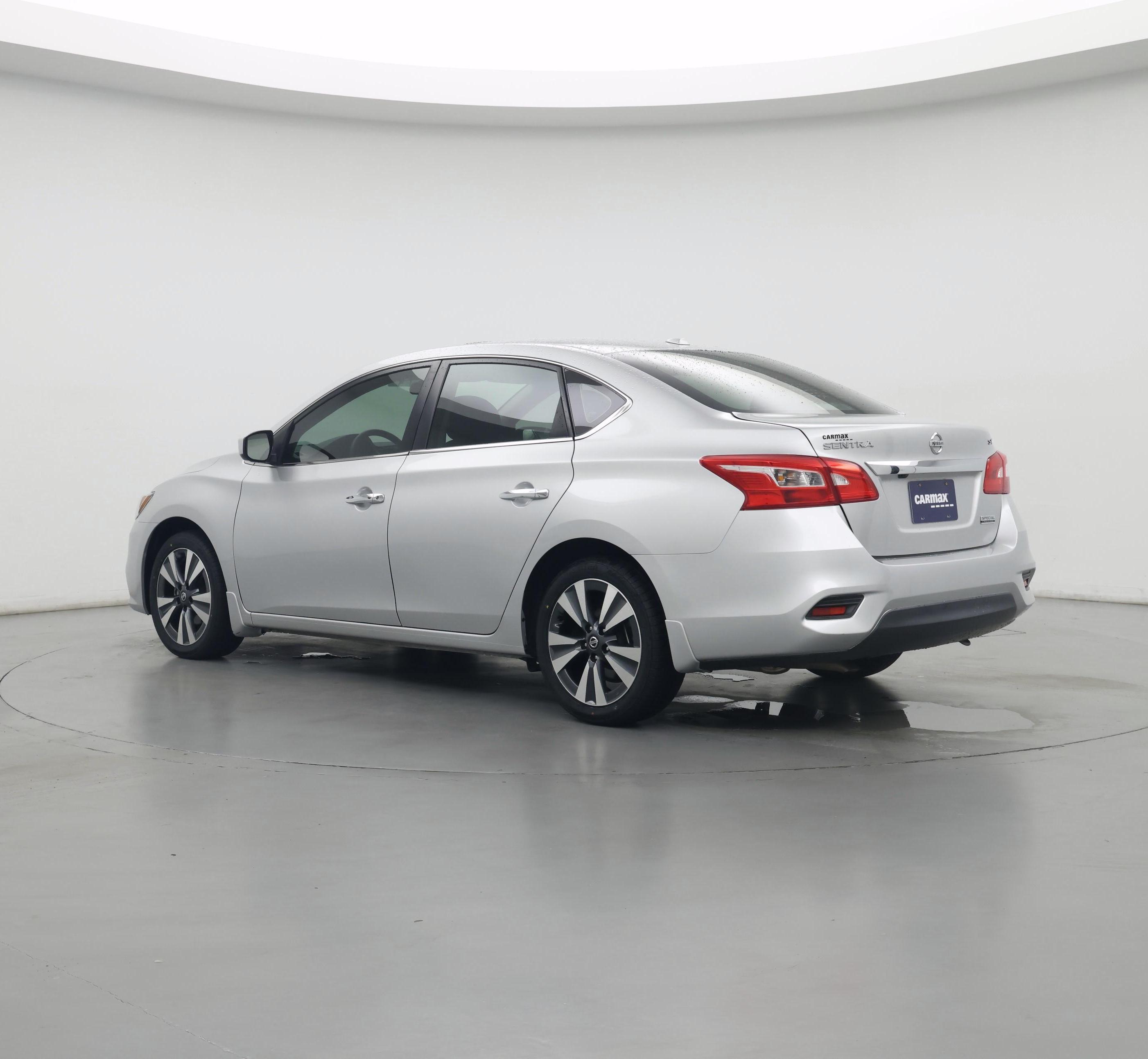 Thumbnail: 2019 Nissan Sentra - 3