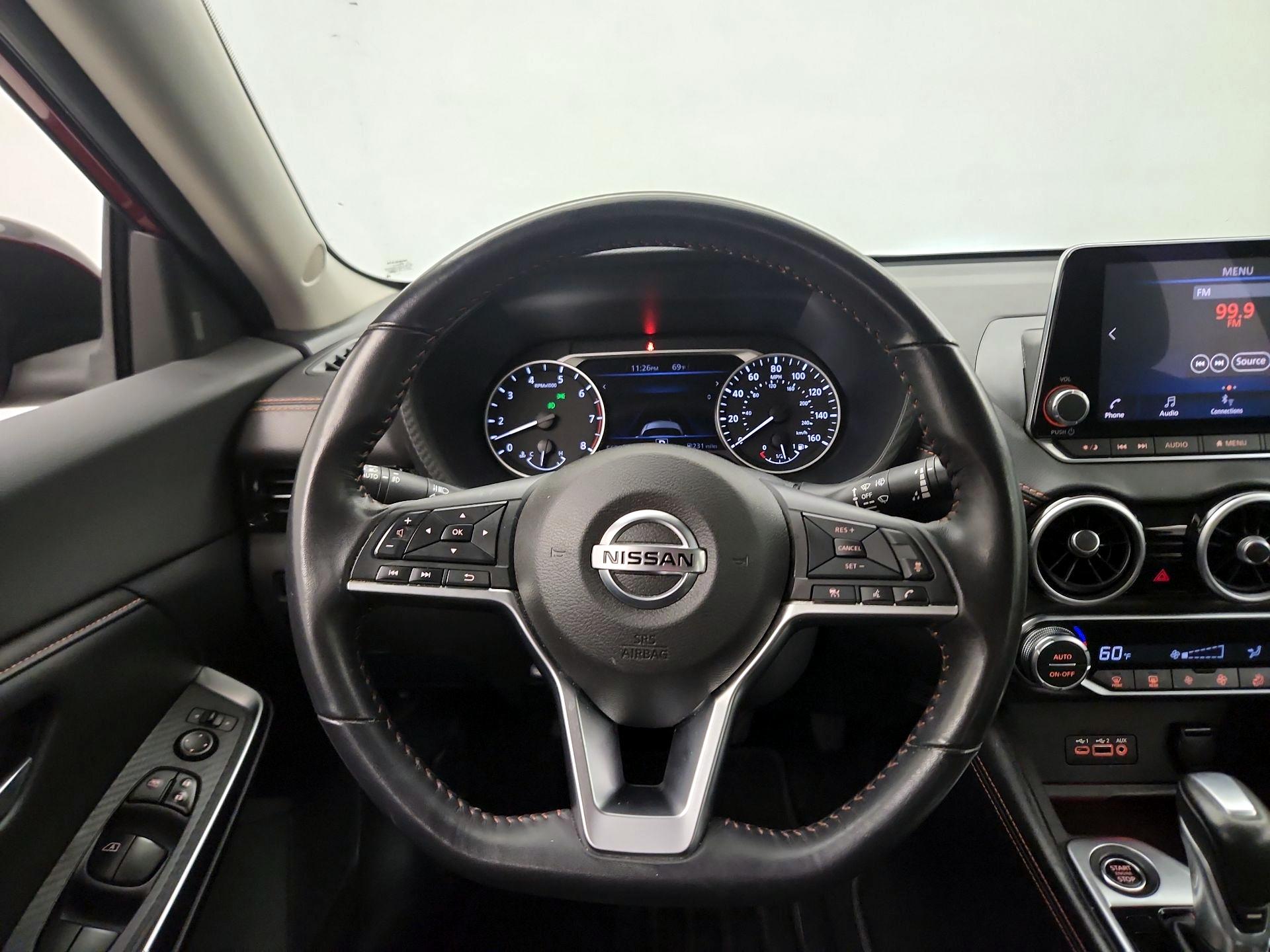 Thumbnail: 2021 Nissan Sentra - 10