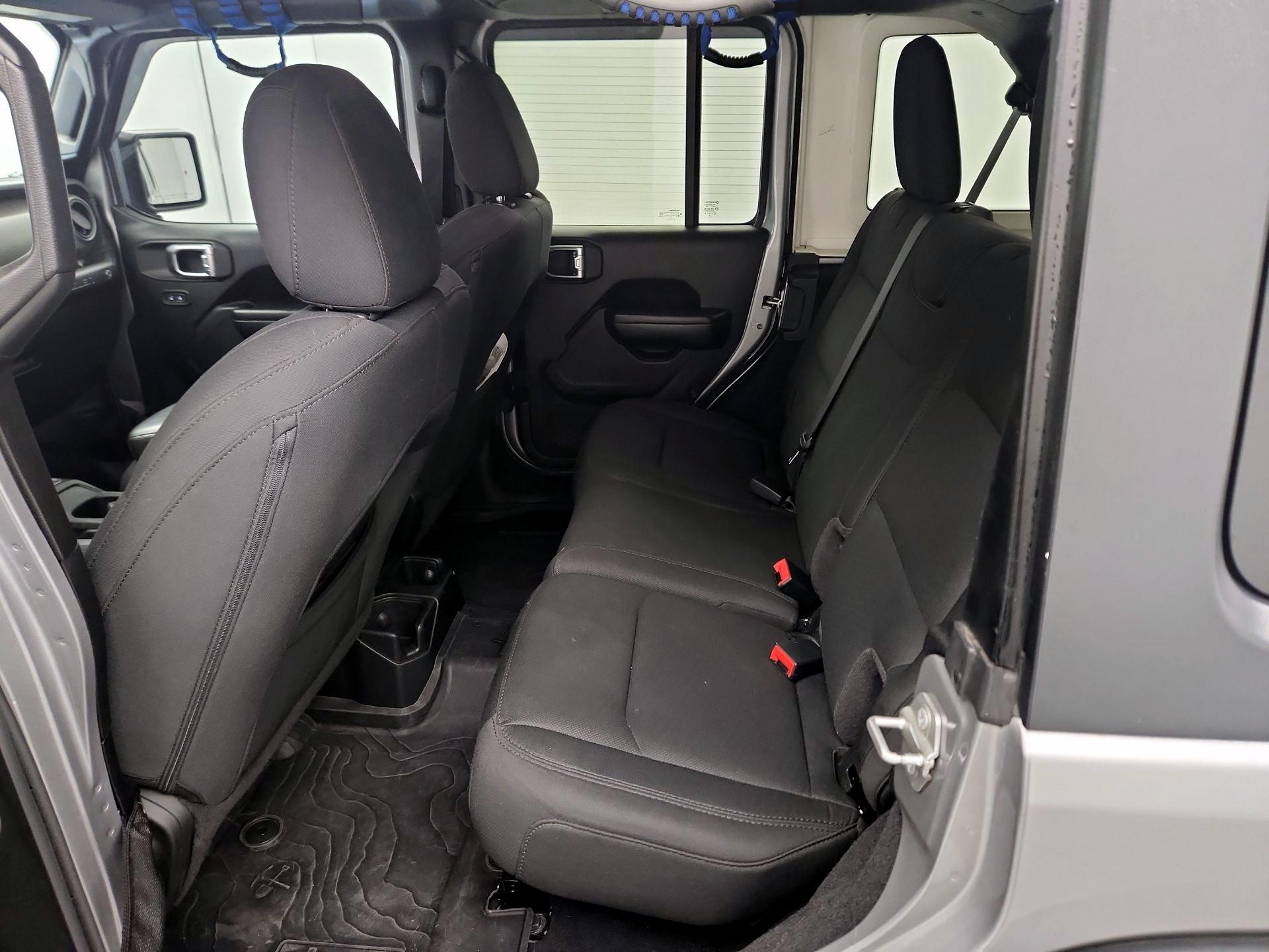 Thumbnail: 2018 Jeep Wrangler - 19