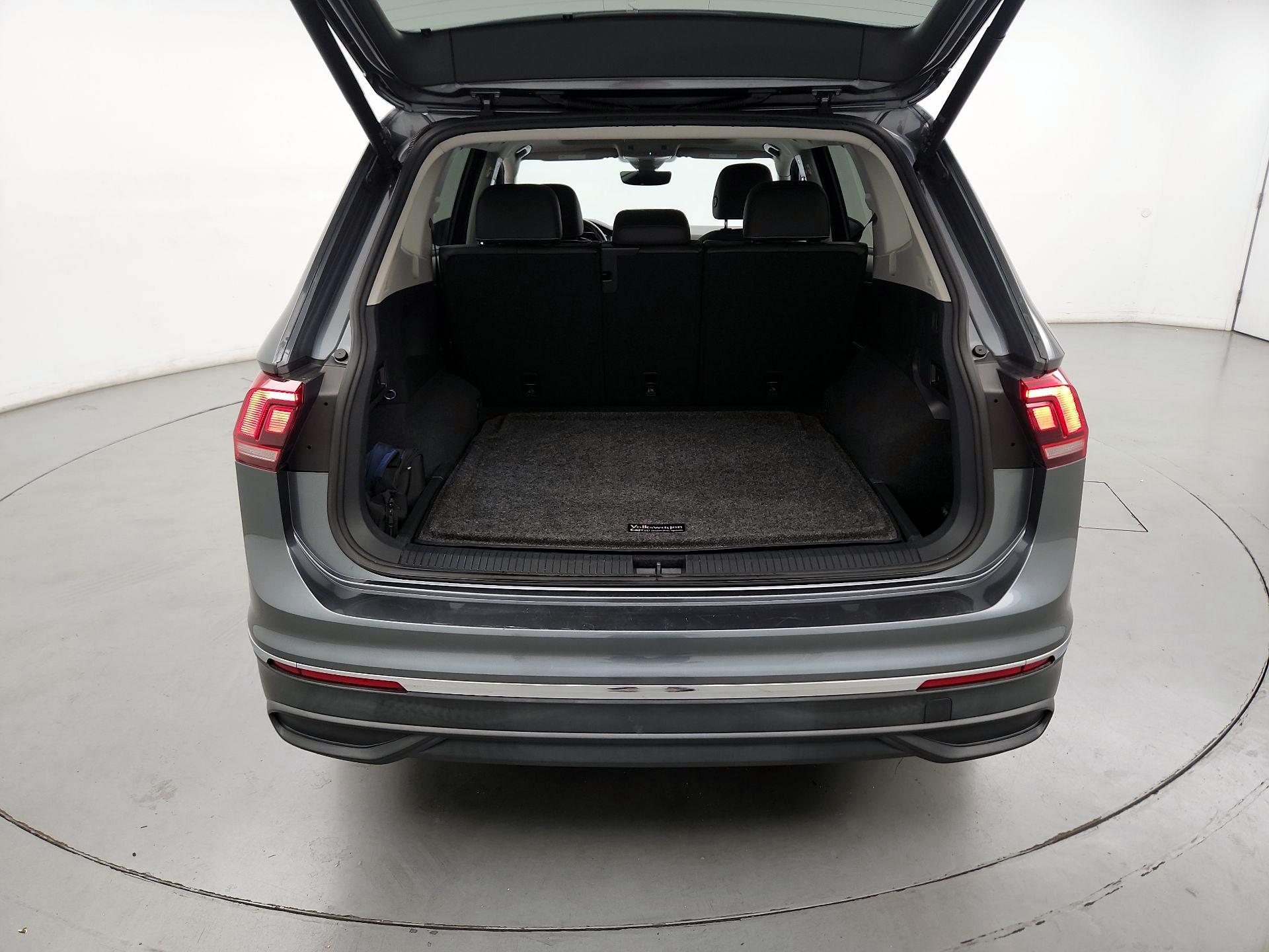 Thumbnail: 2022 Volkswagen Tiguan - 20