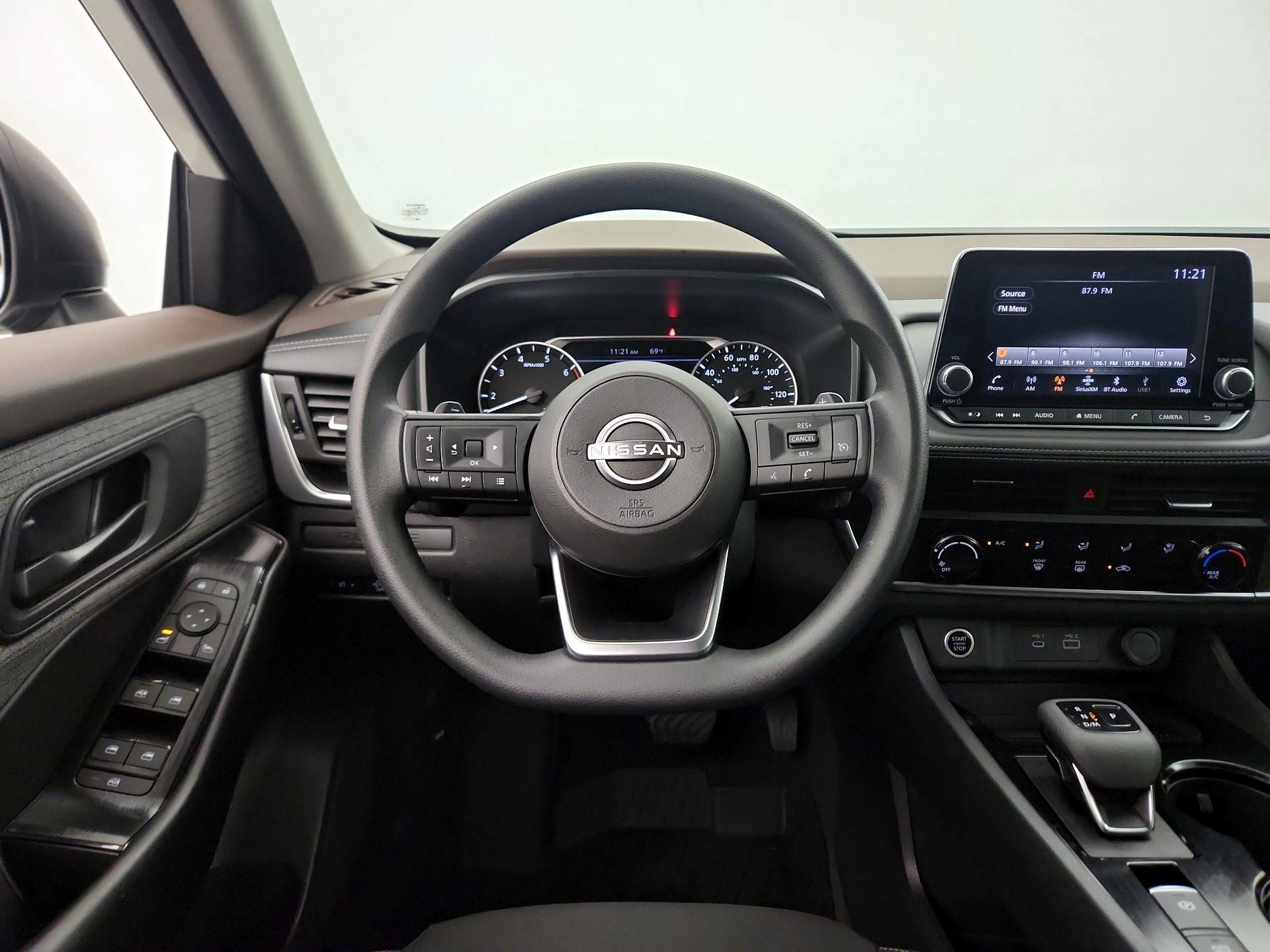 Thumbnail: 2023 Nissan Rogue - 10