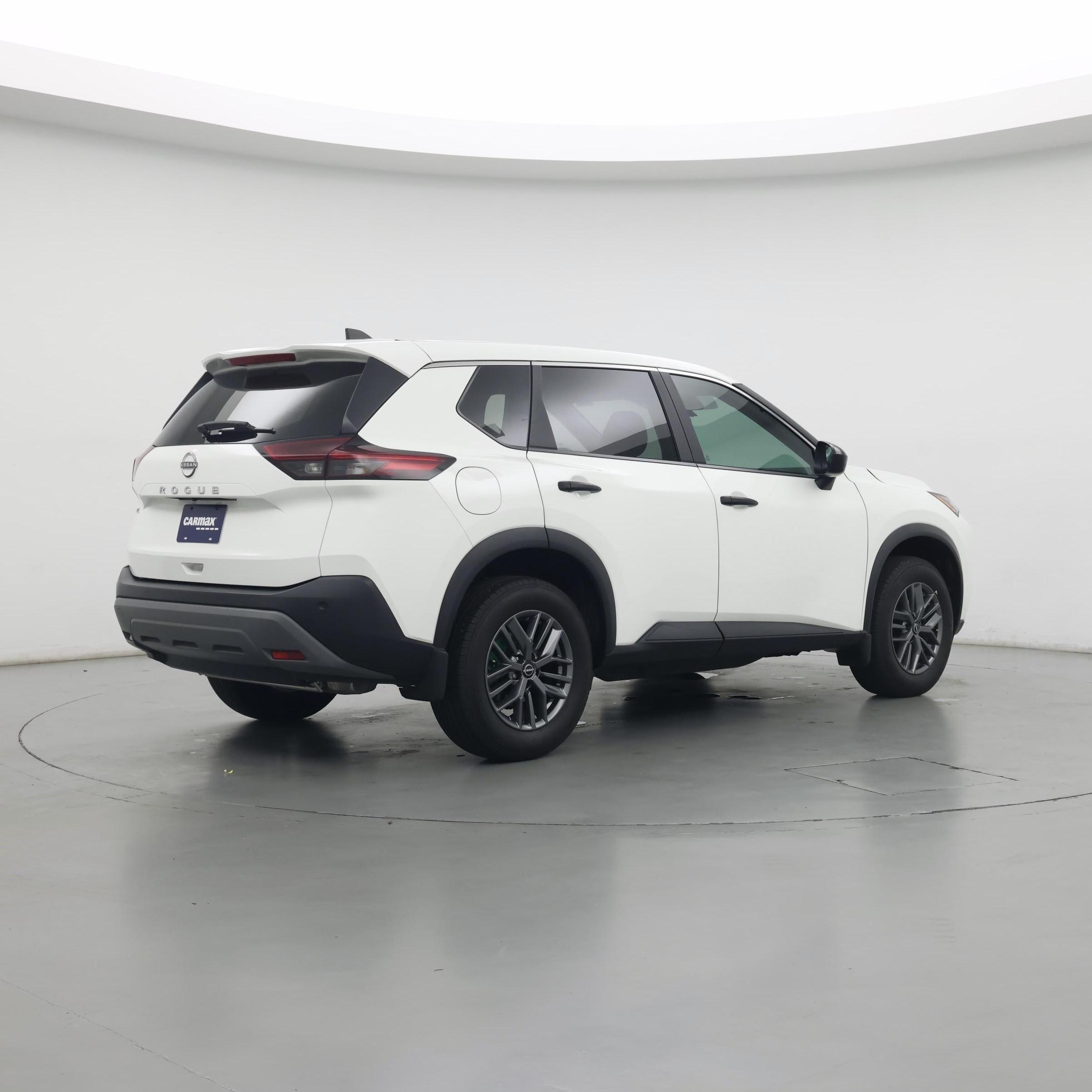 Thumbnail: 2023 Nissan Rogue - 3
