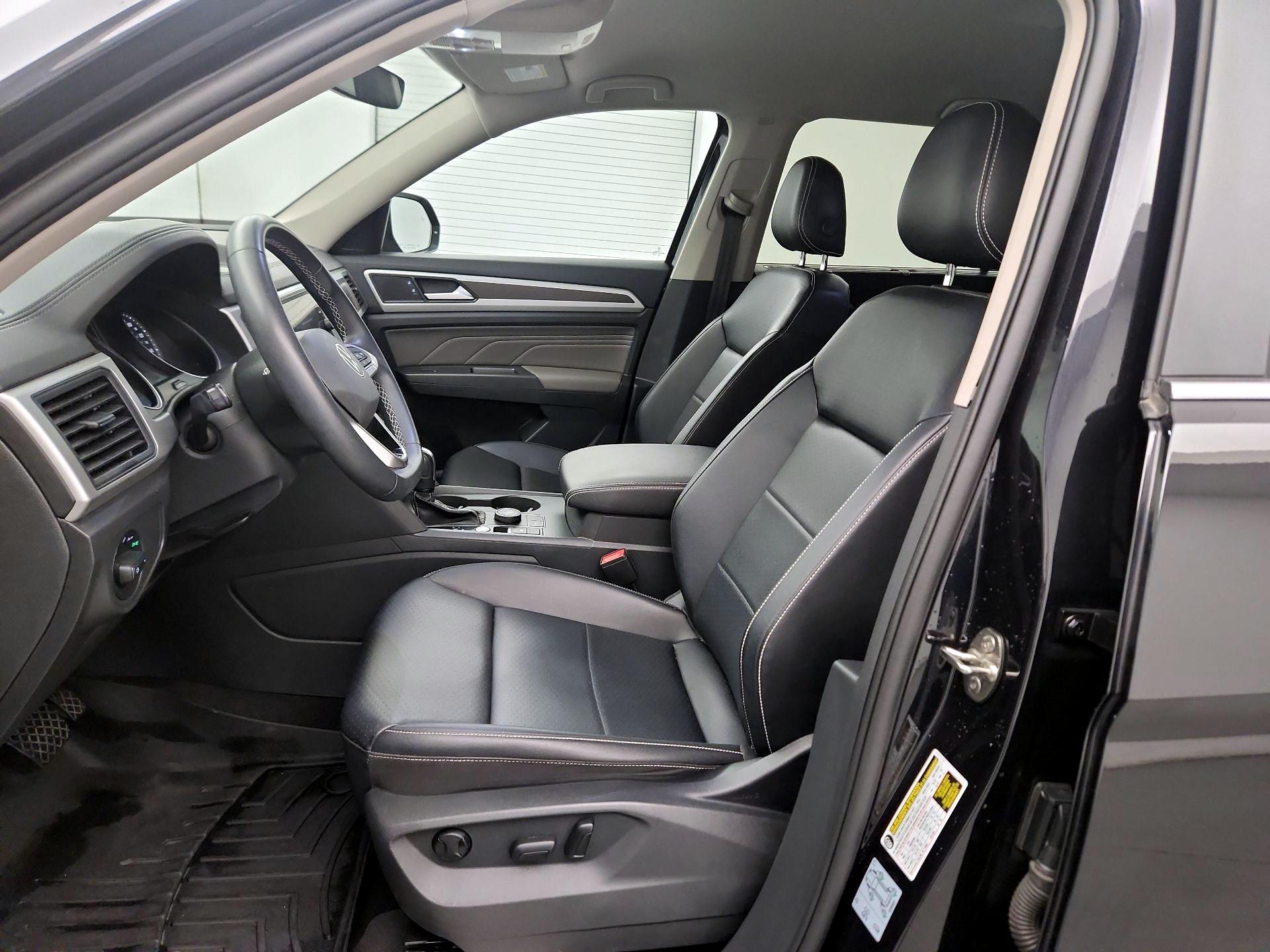 Thumbnail: 2021 Volkswagen Atlas - 11