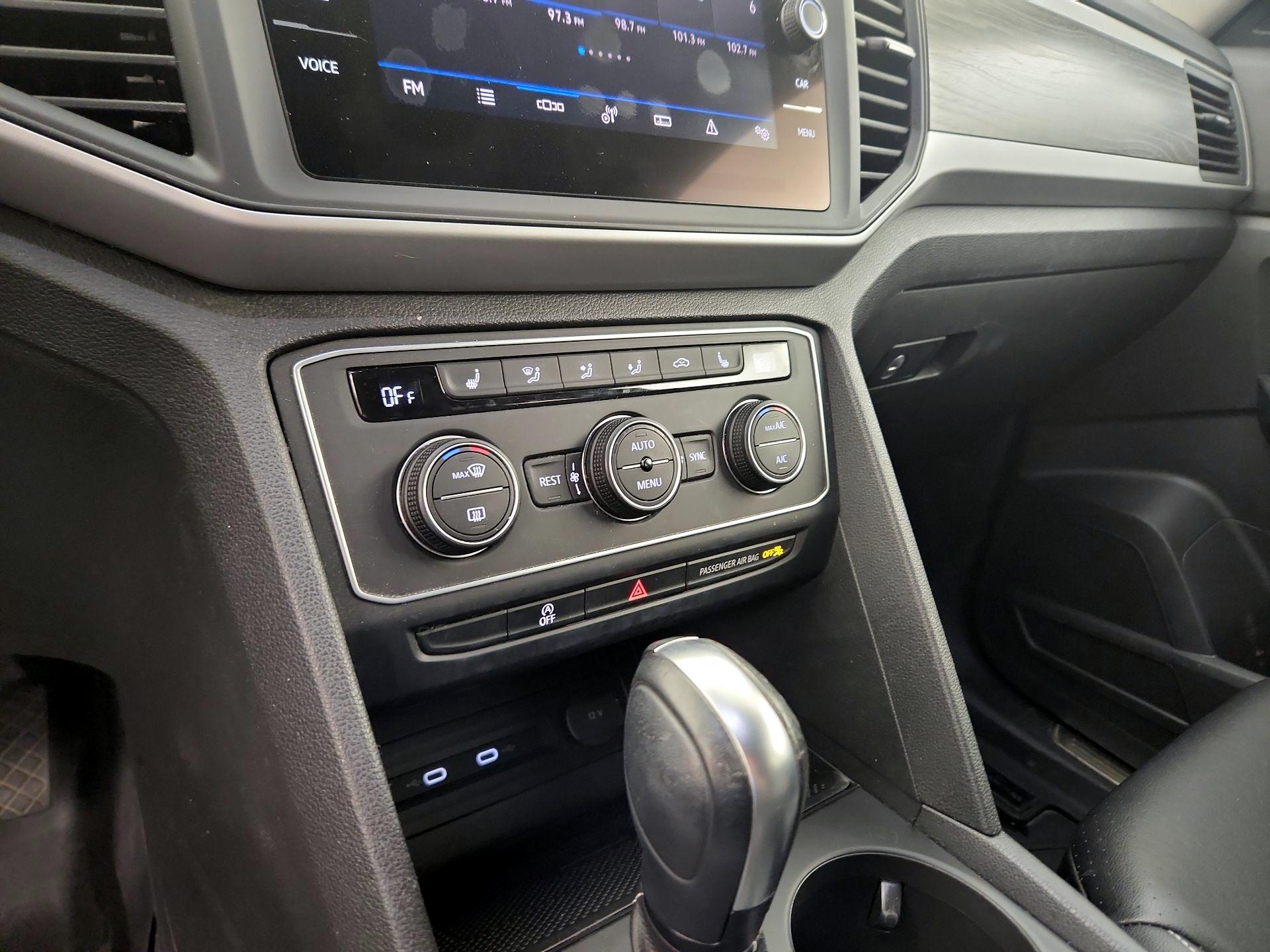 Thumbnail: 2021 Volkswagen Atlas - 16