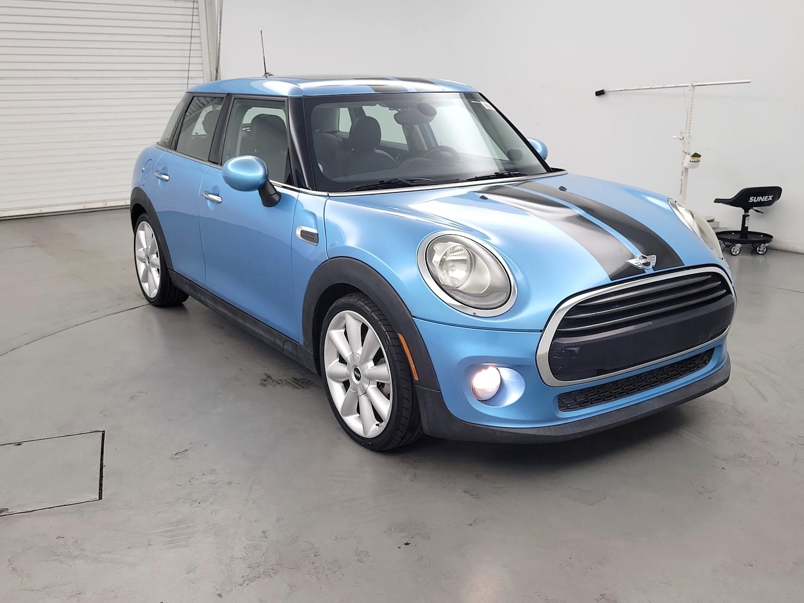 2016 MINI Cooper Base