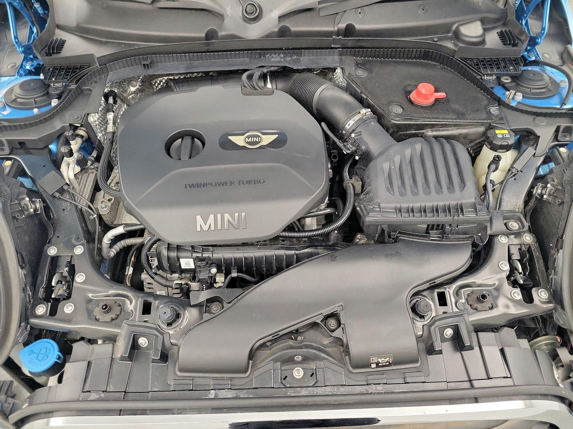 Thumbnail: 2016 MINI Cooper Hardtop - 20