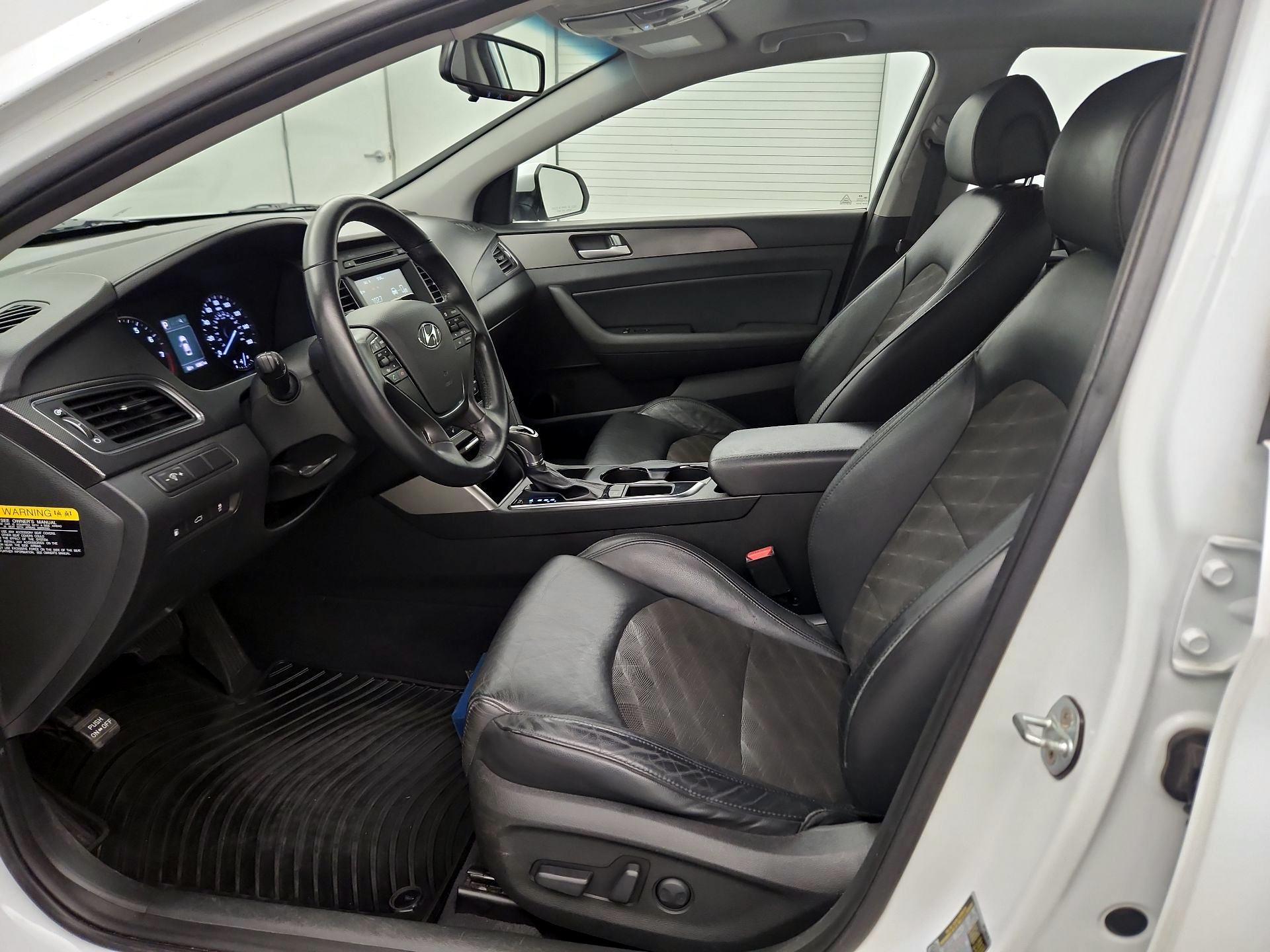 Thumbnail: 2017 Hyundai Sonata - 11