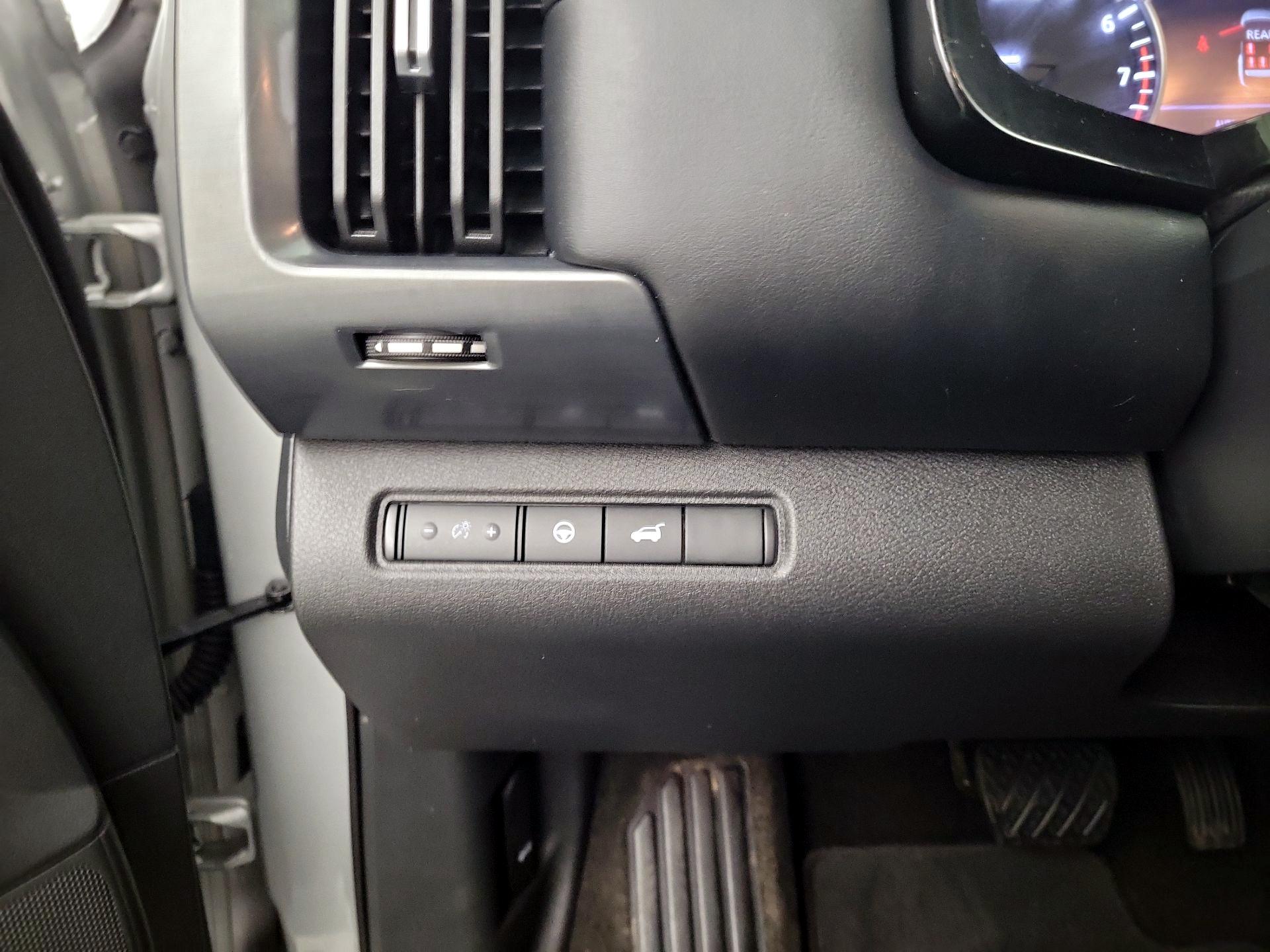 Thumbnail: 2024 Nissan Pathfinder - 13