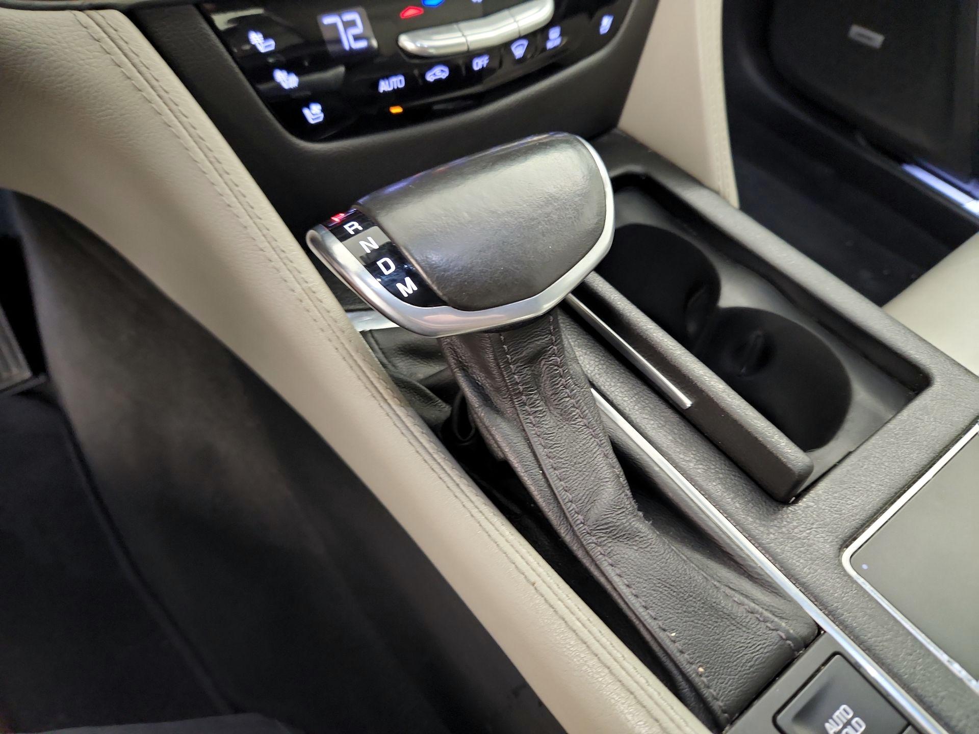 Thumbnail: 2018 Cadillac CT6 - 18