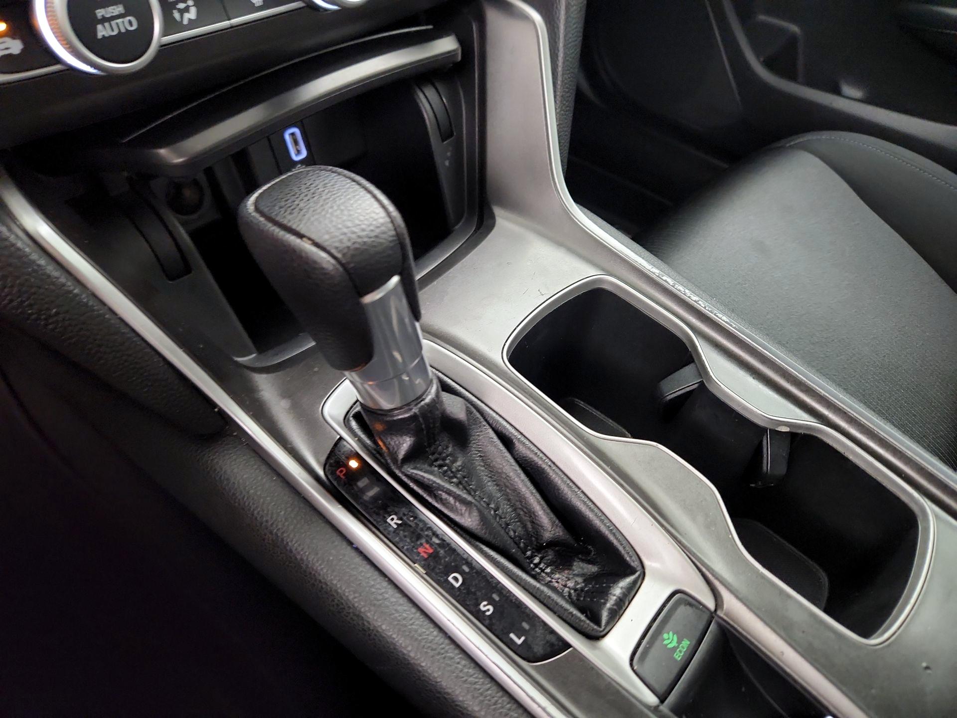 Thumbnail: 2019 Honda Accord - 17