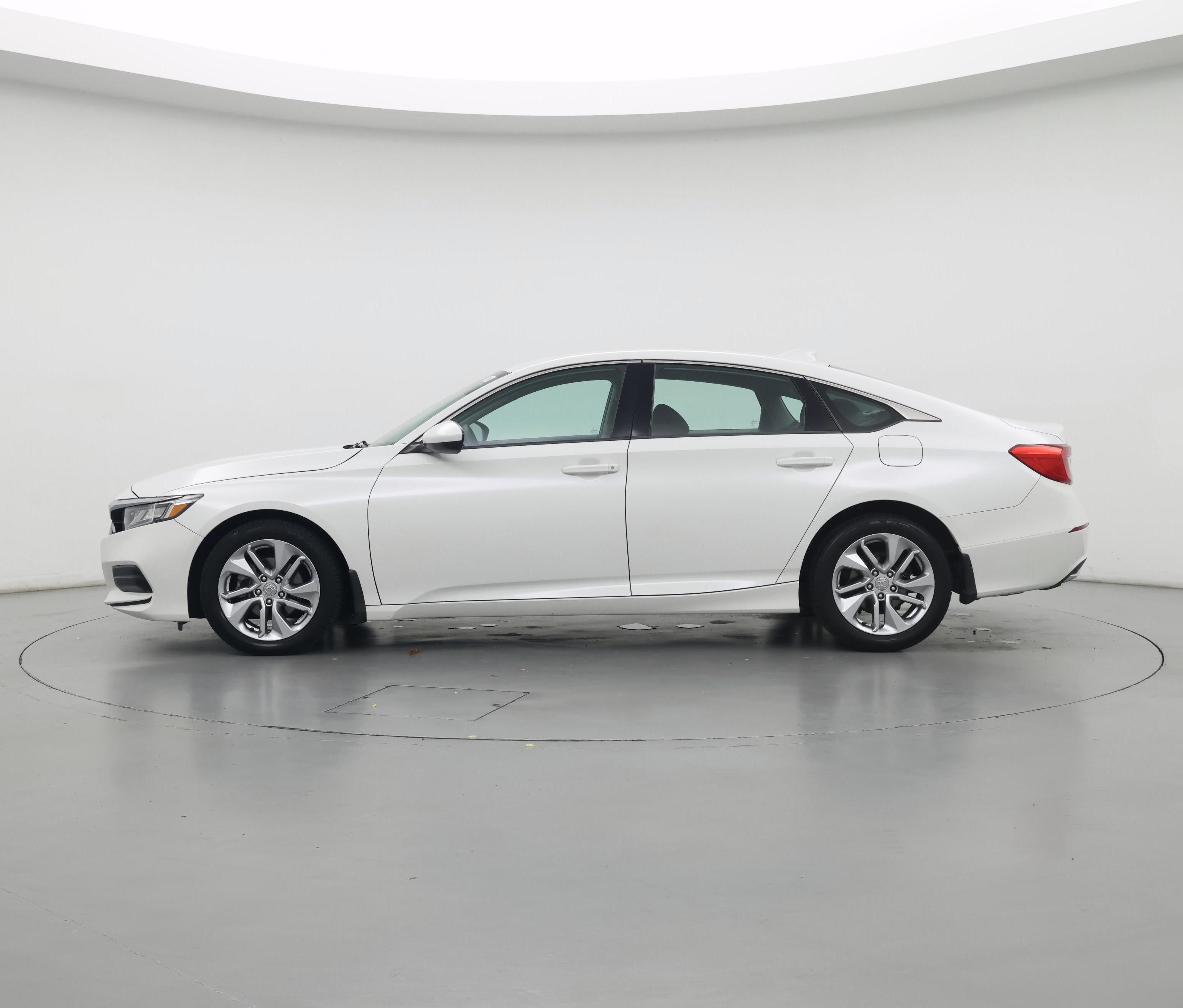 Thumbnail: 2019 Honda Accord - 3