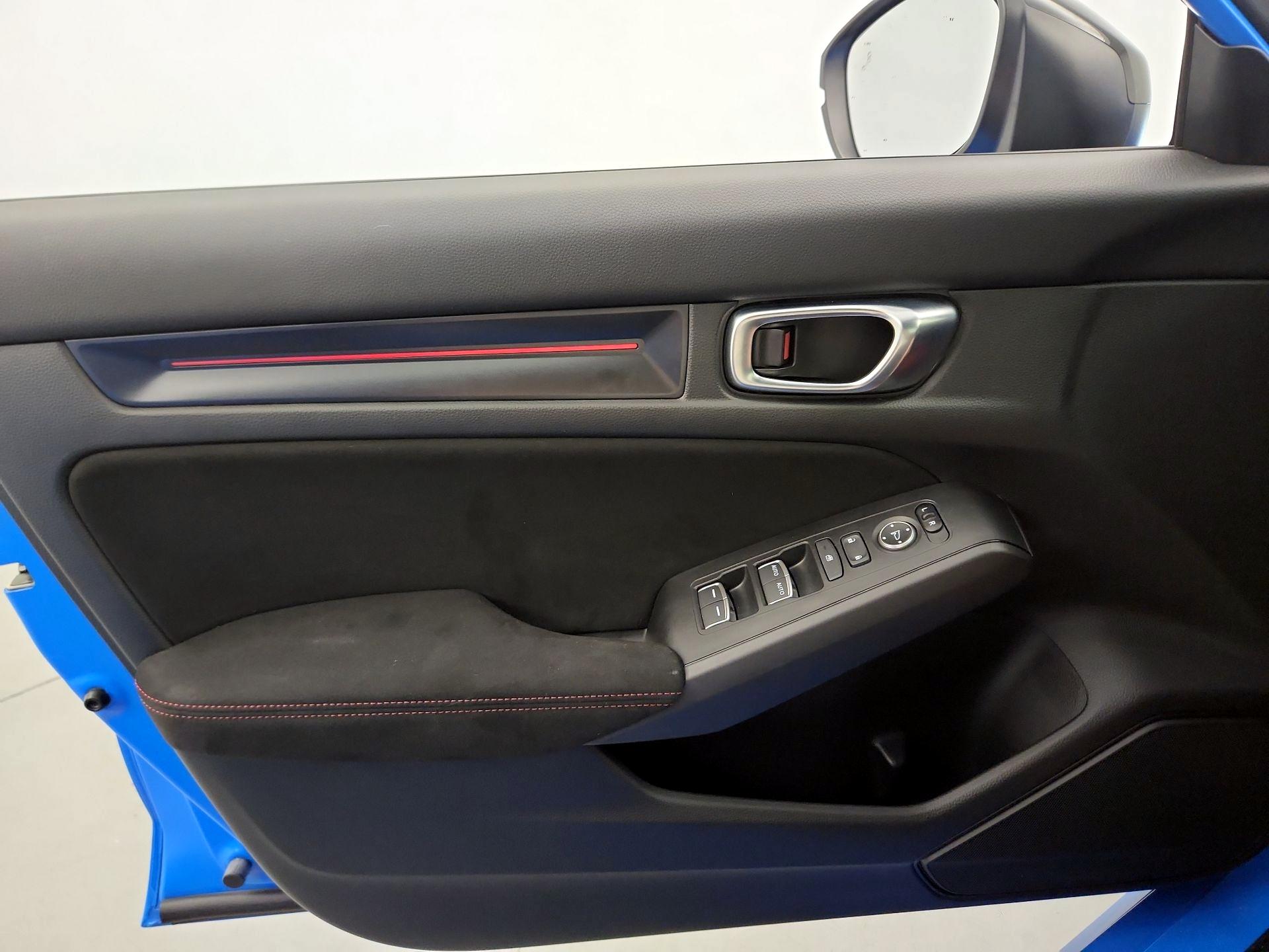 Thumbnail: 2025 Honda Civic - 12