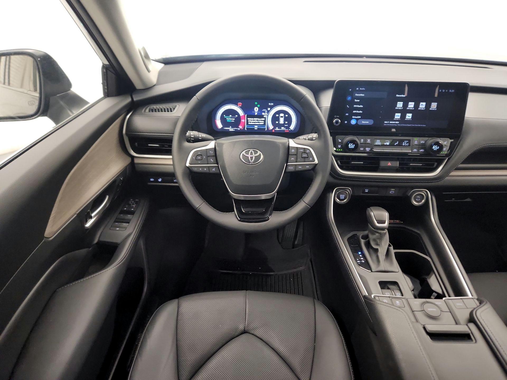 Thumbnail: 2025 Toyota Grand Highlander - 10