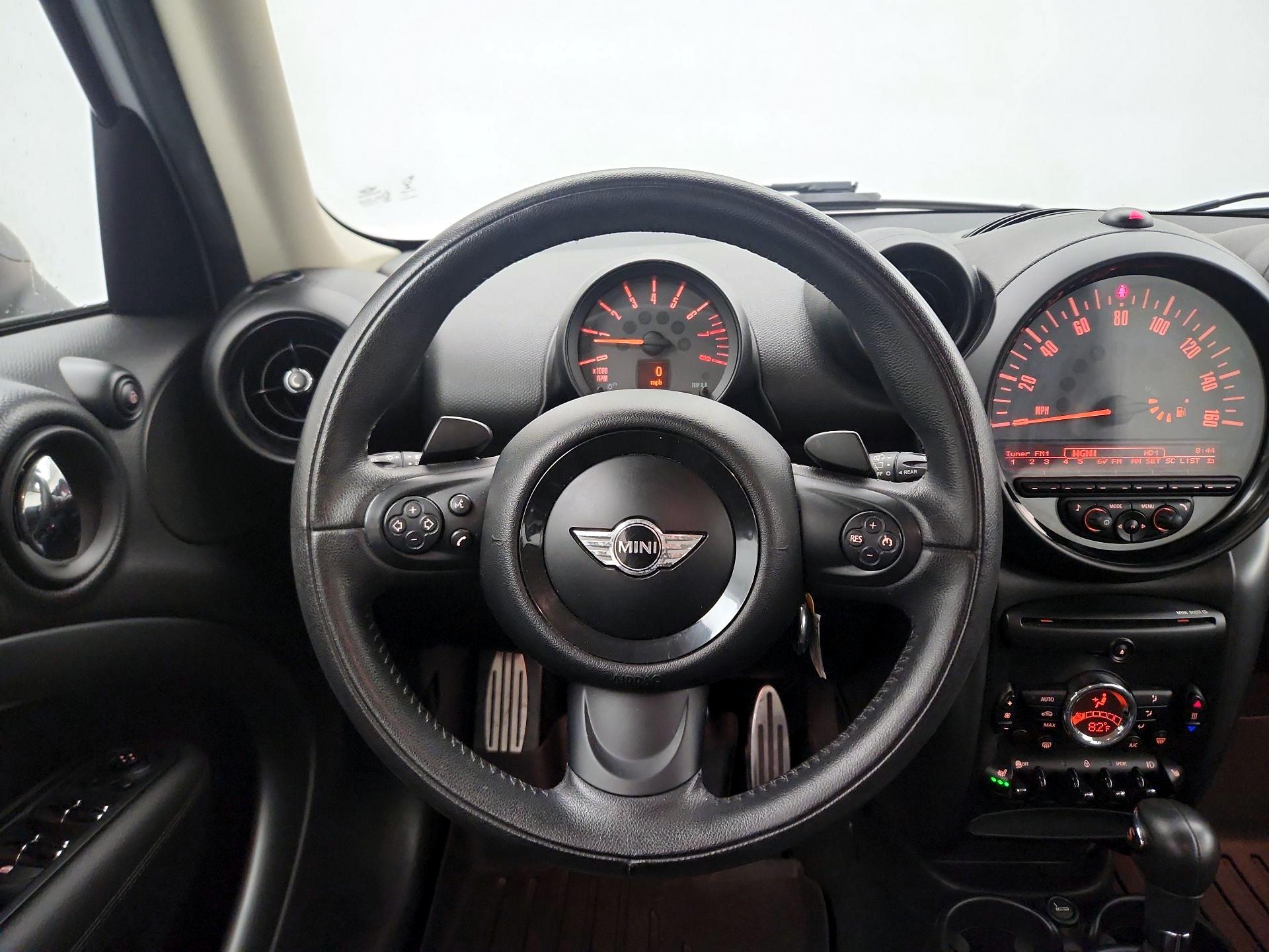 Thumbnail: 2015 MINI Cooper Countryman - 10