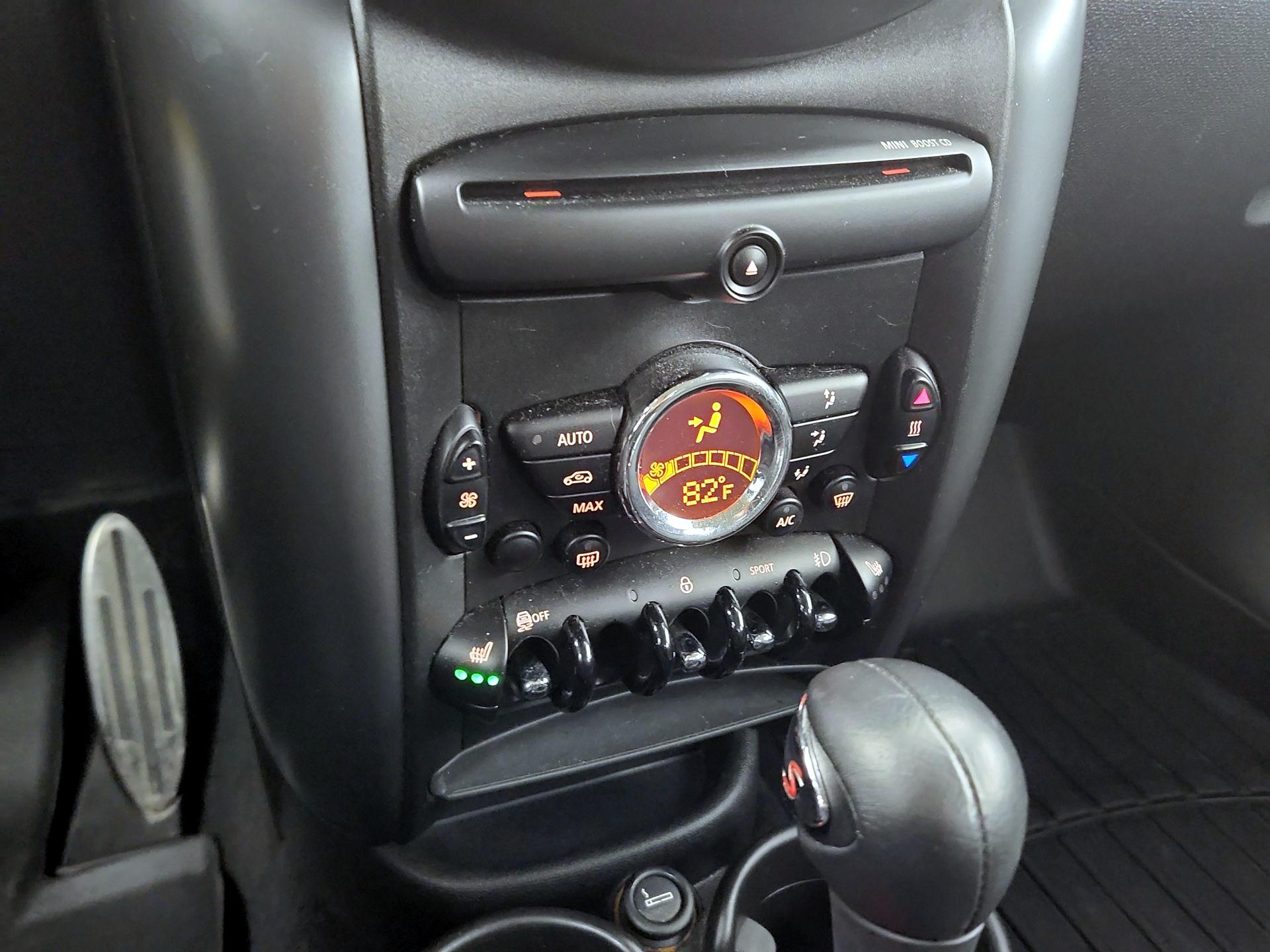 Thumbnail: 2015 MINI Cooper Countryman - 14