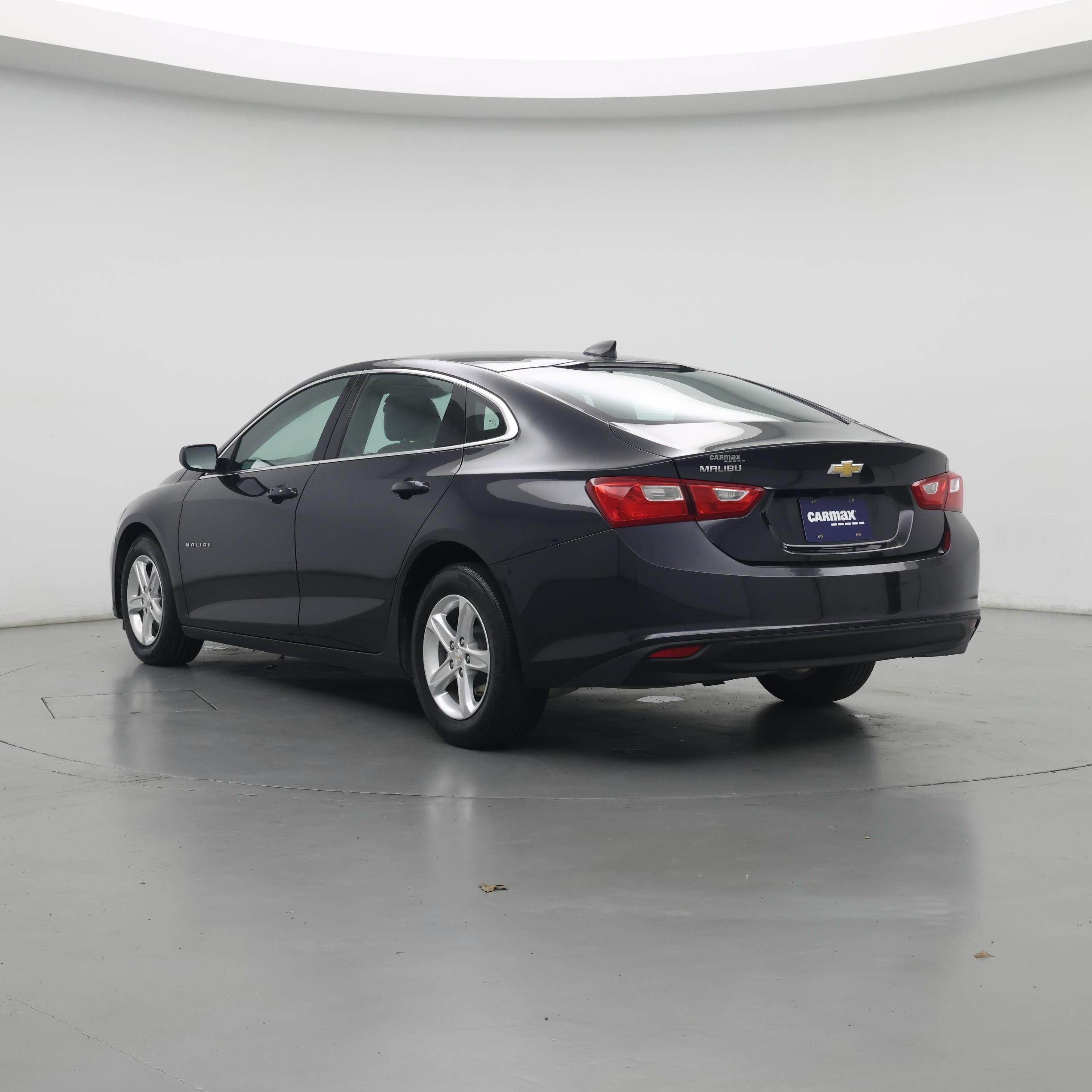 Thumbnail: 2022 Chevrolet Malibu - 2