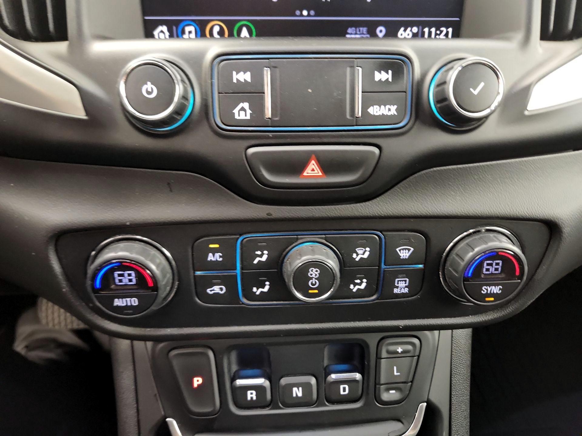 Thumbnail: 2020 GMC Terrain - 17