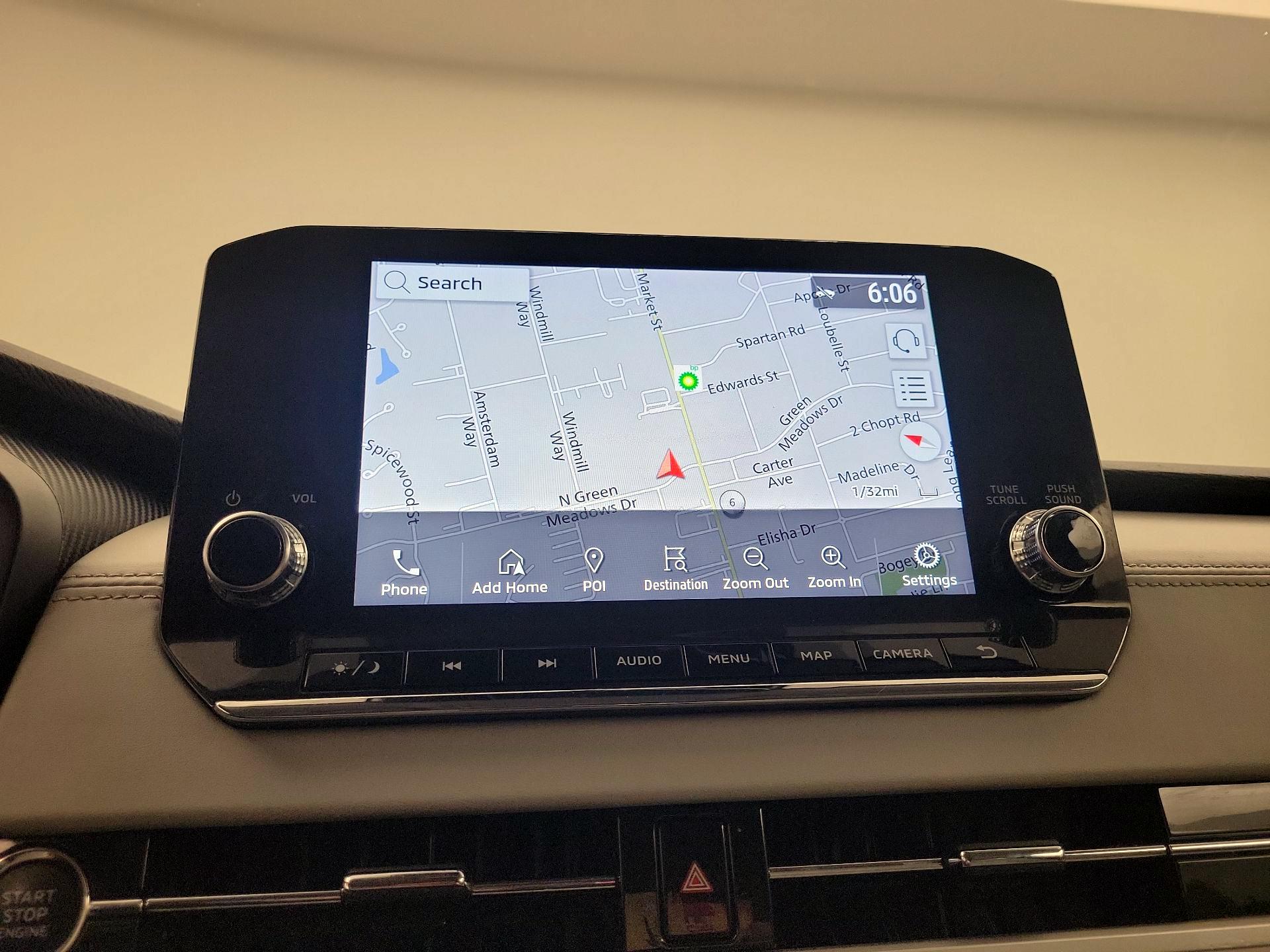 Thumbnail: 2023 Mitsubishi Outlander - 14