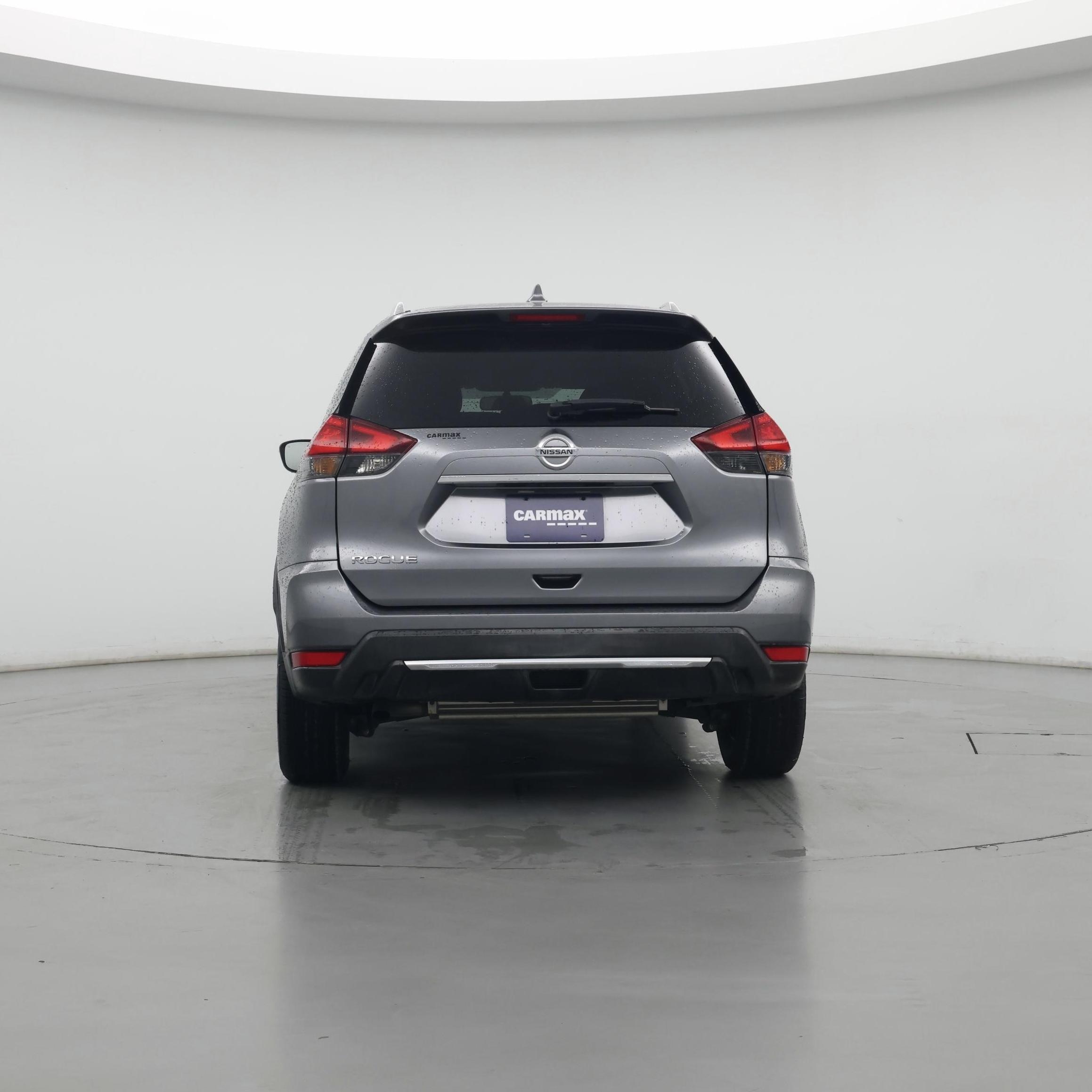 Thumbnail: 2017 Nissan Rogue - 6