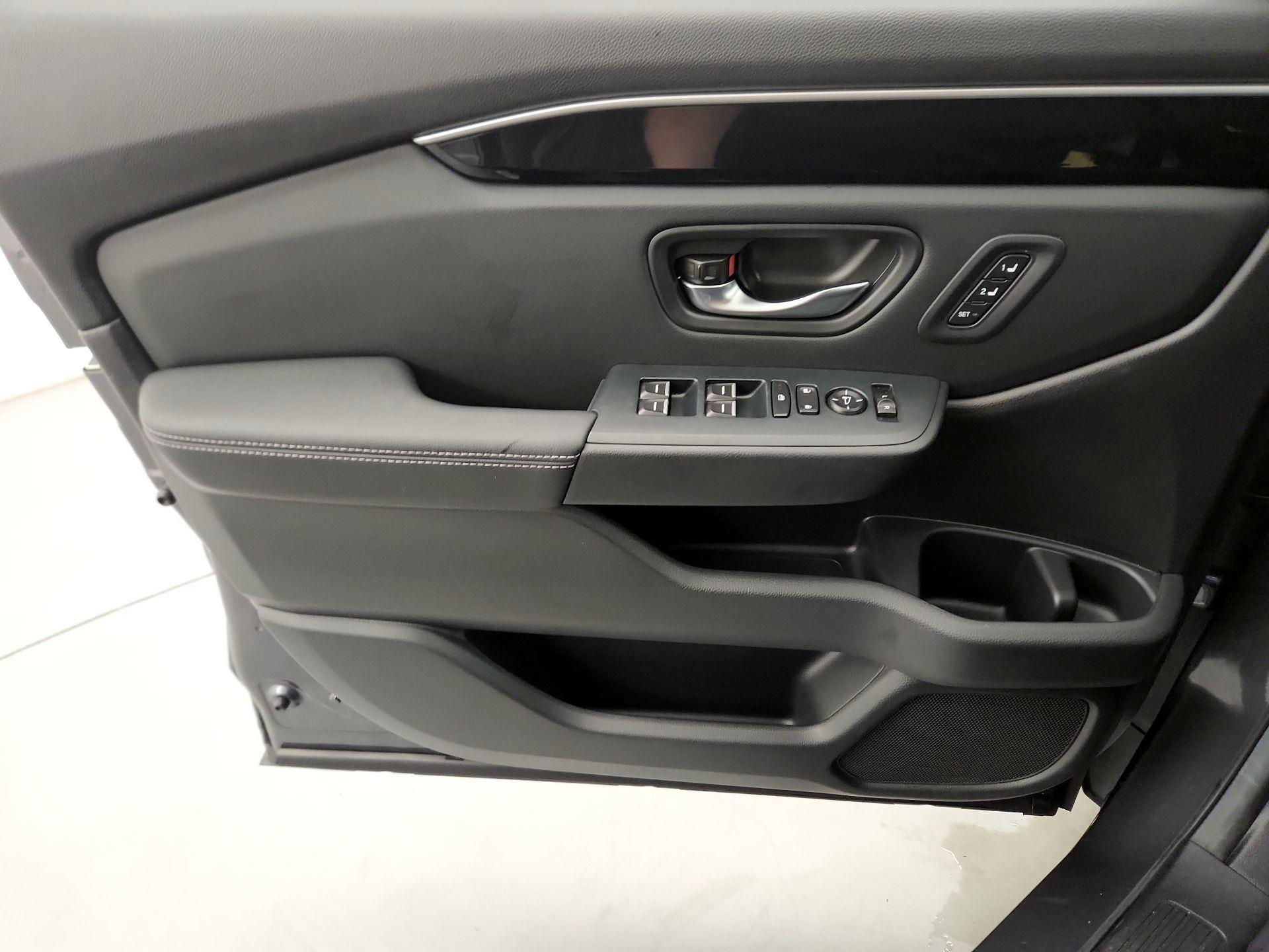 Thumbnail: 2025 Honda Pilot - 12