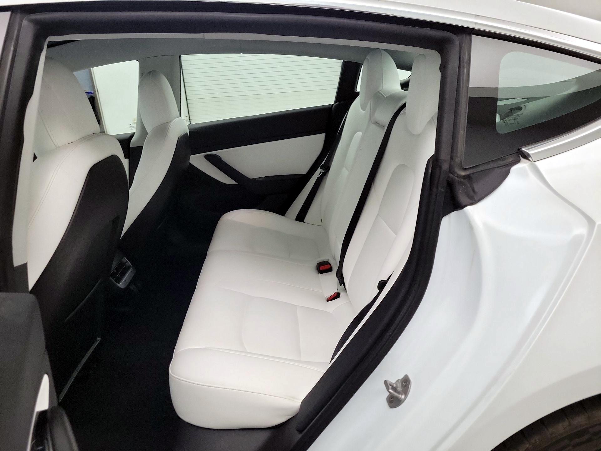 Thumbnail: 2020 Tesla Model 3 - 19