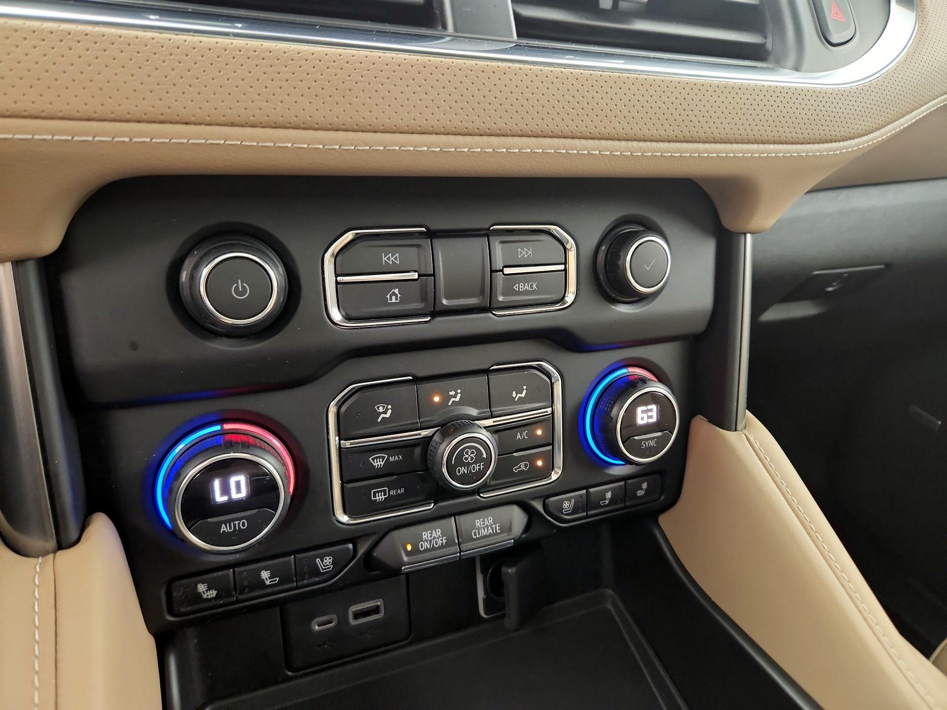 Thumbnail: 2021 Chevrolet Tahoe - 17