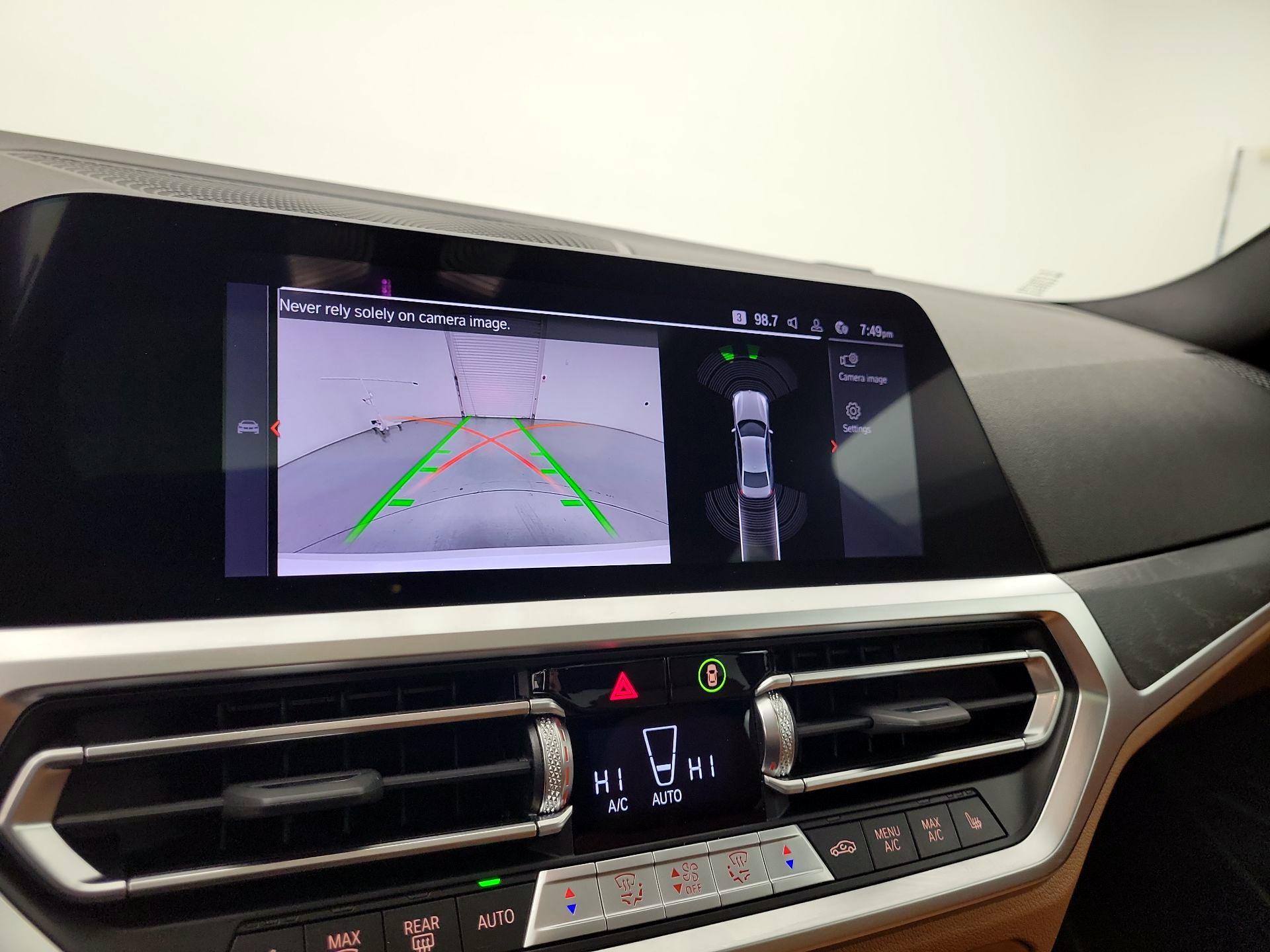 Thumbnail: 2022 BMW 3 Series - 15