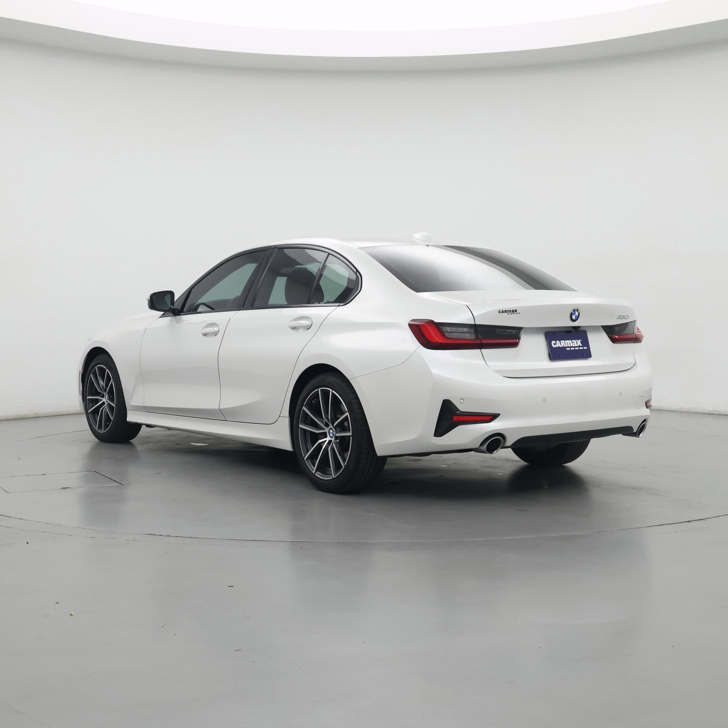 Thumbnail: 2022 BMW 3 Series - 2