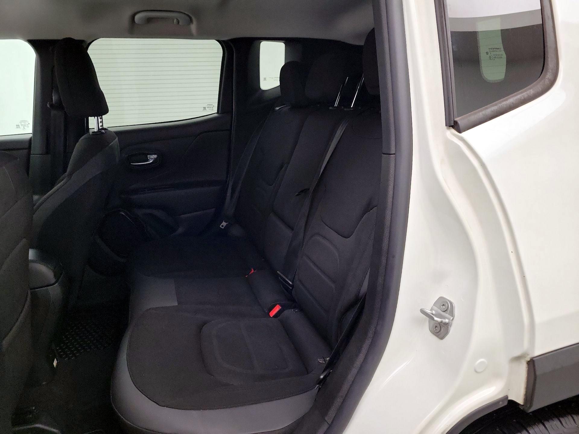 Thumbnail: 2017 Jeep Renegade - 19