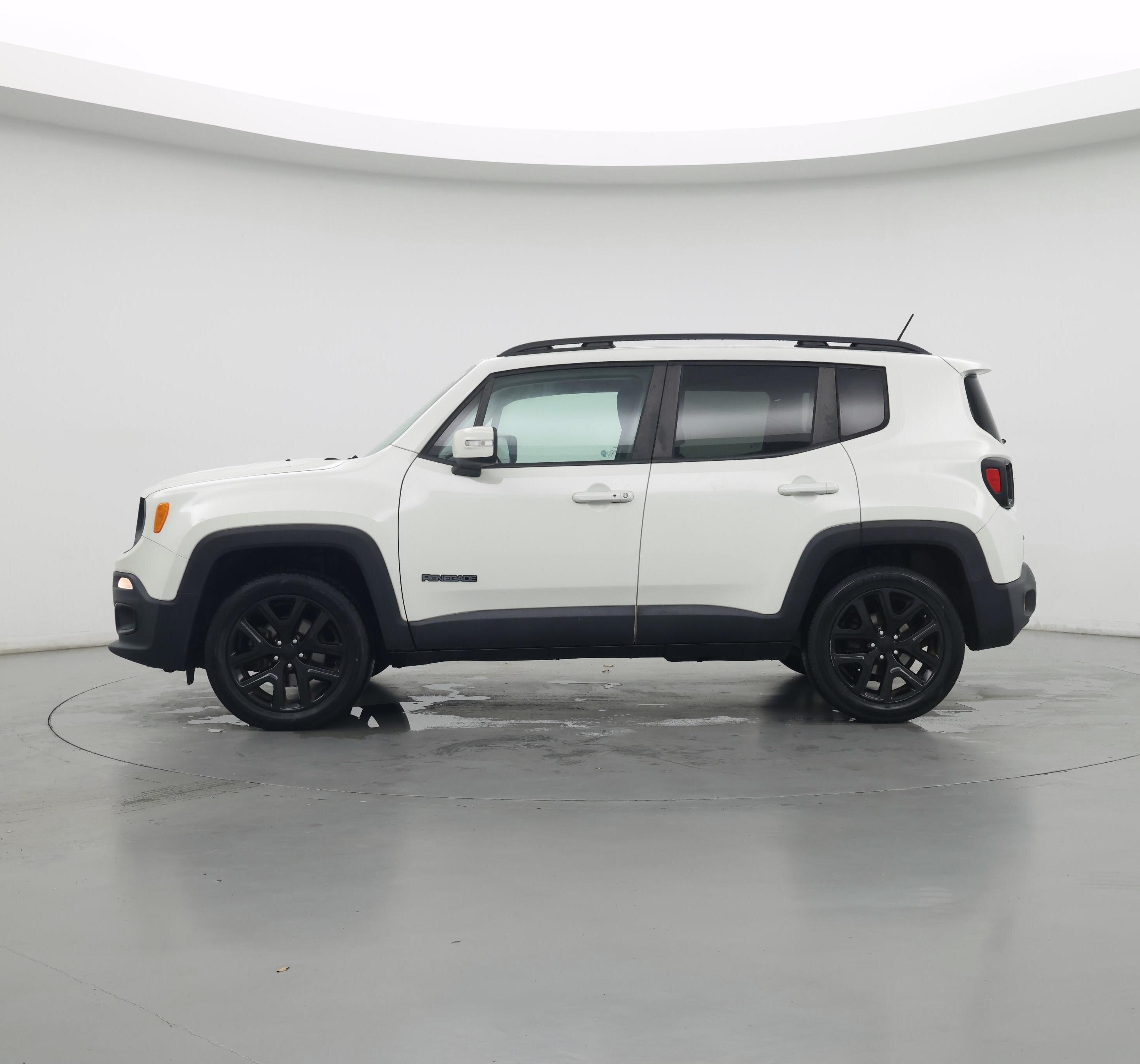 Thumbnail: 2017 Jeep Renegade - 3