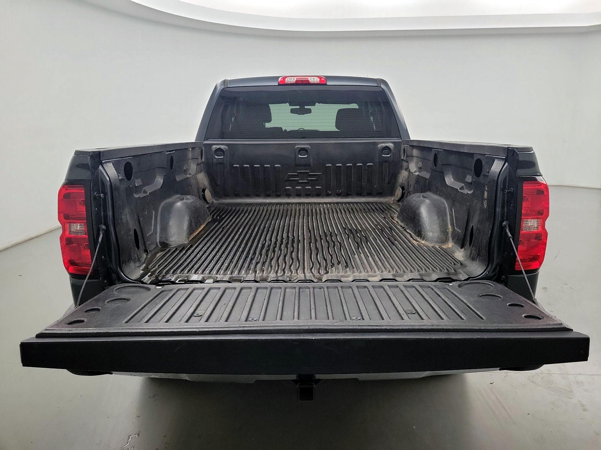 Thumbnail: 2019 Chevrolet Silverado 1500 - 18