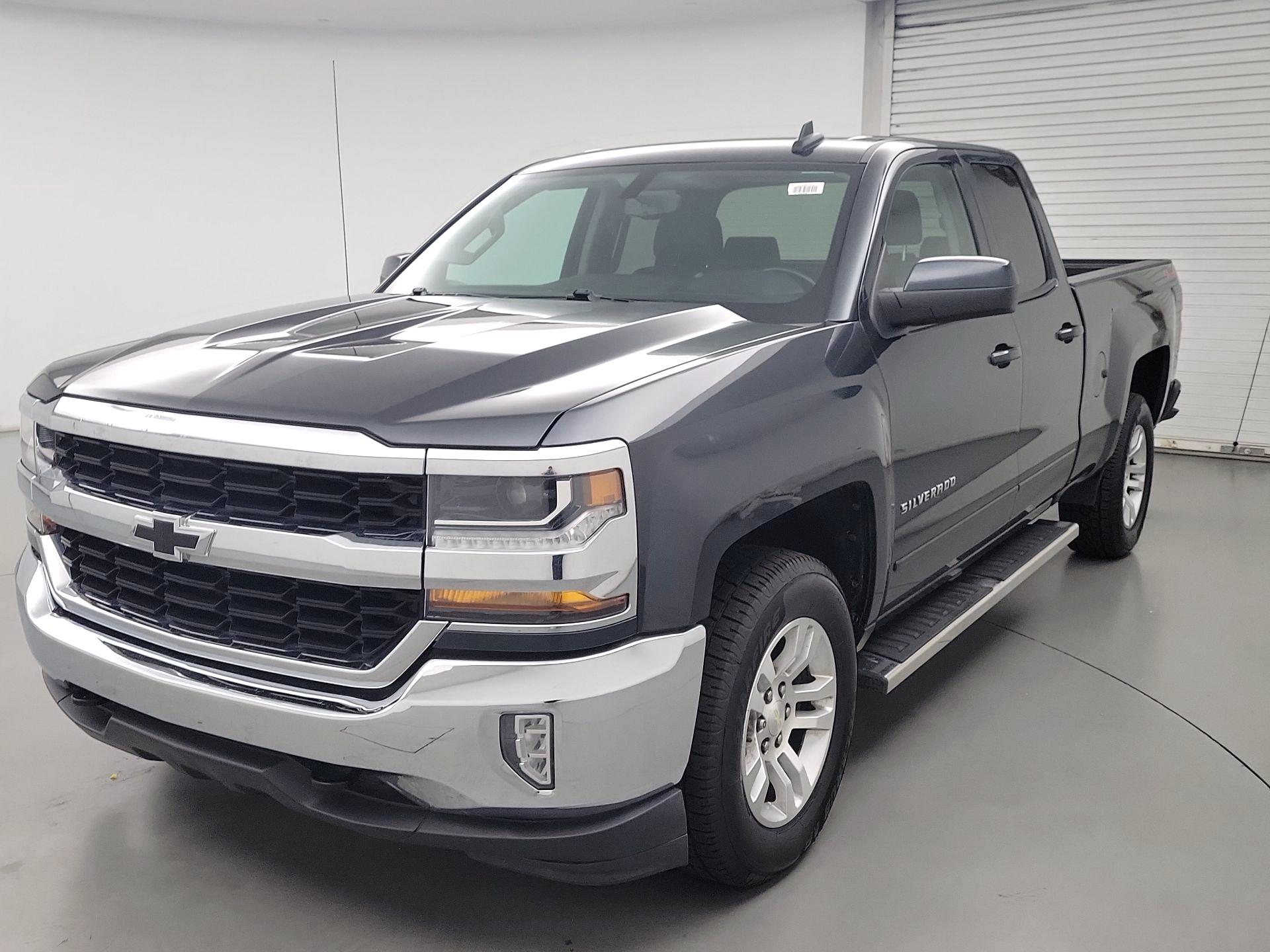 Thumbnail: 2019 Chevrolet Silverado 1500 - 3