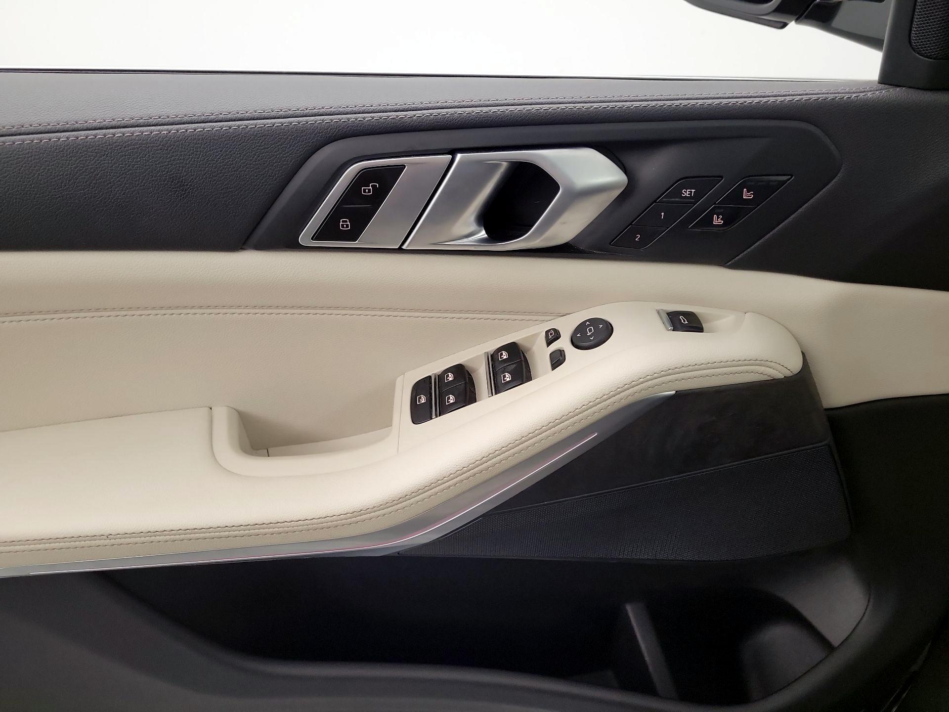 Thumbnail: 2020 BMW X5 - 12