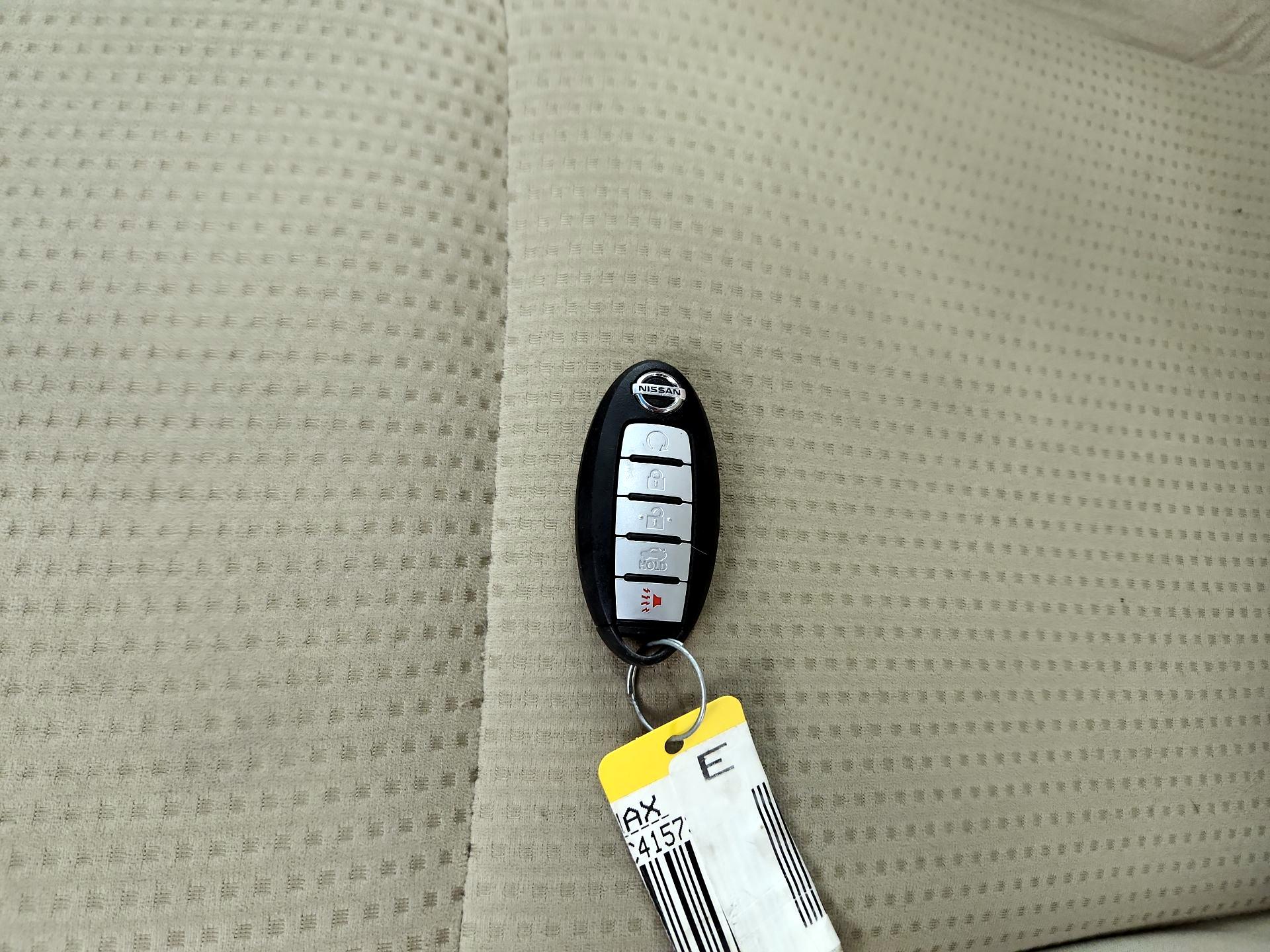 Thumbnail: 2014 Nissan Altima - 19