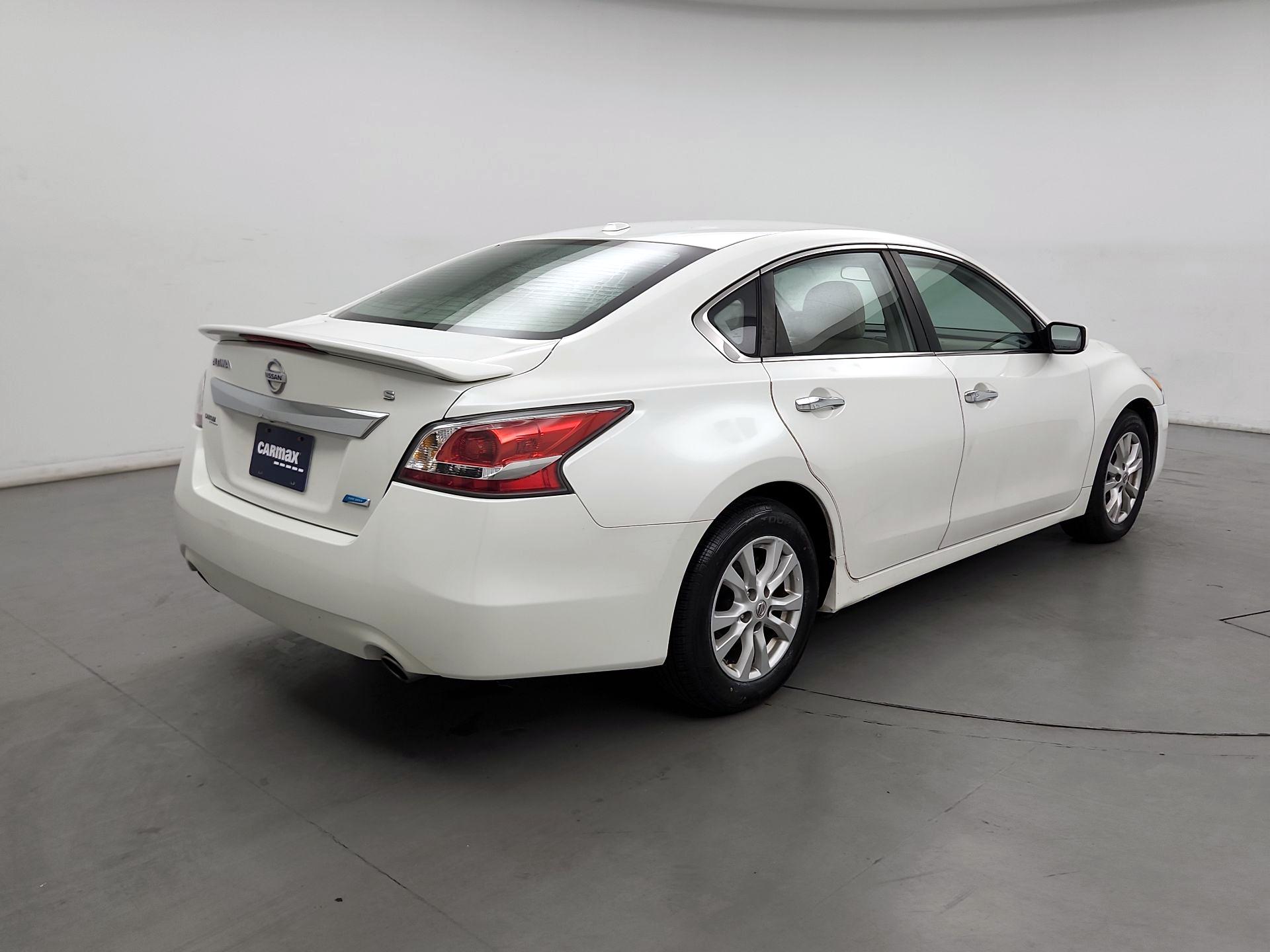 Thumbnail: 2014 Nissan Altima - 5