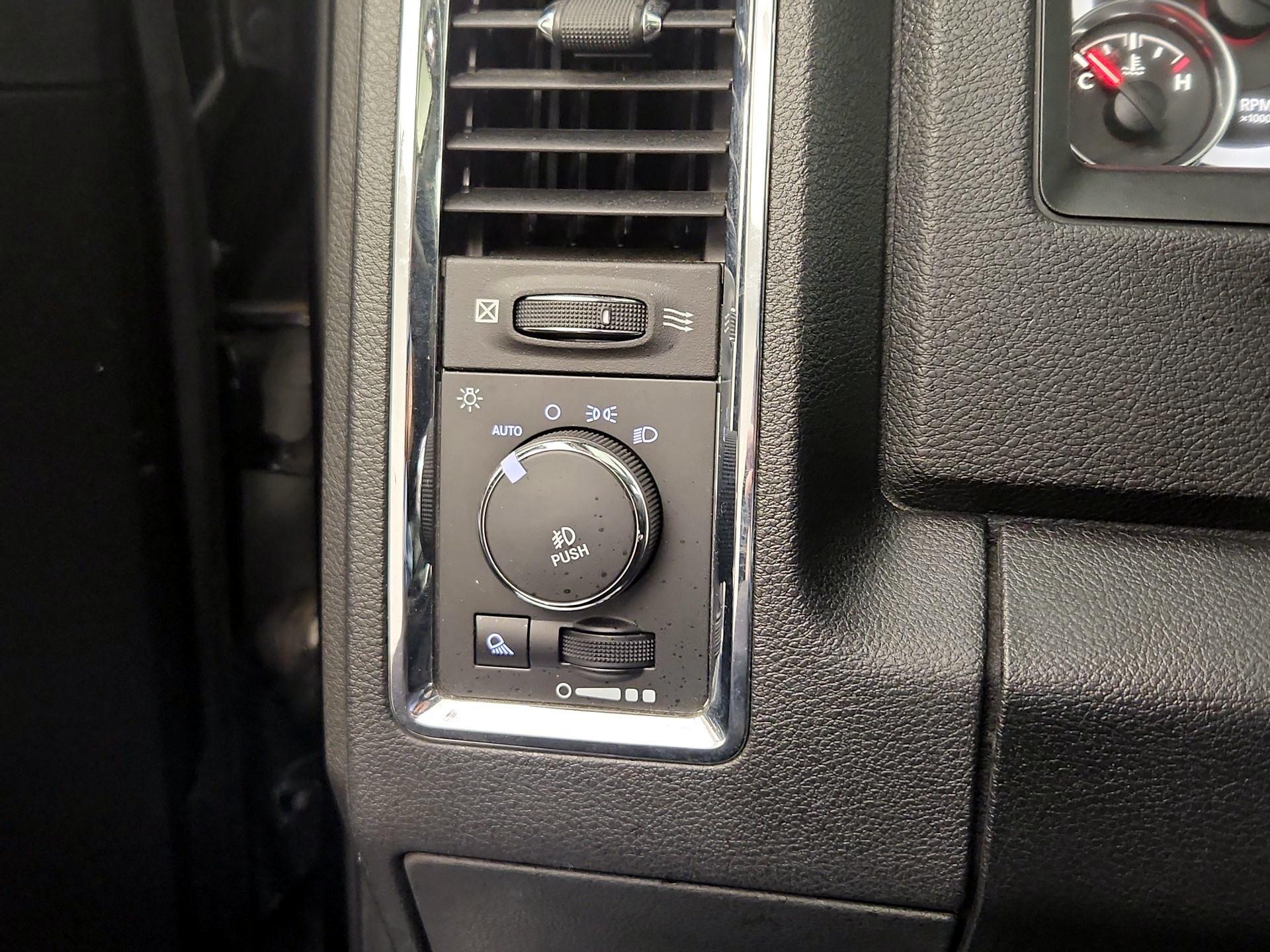 Thumbnail: 2016 RAM 1500 - 11