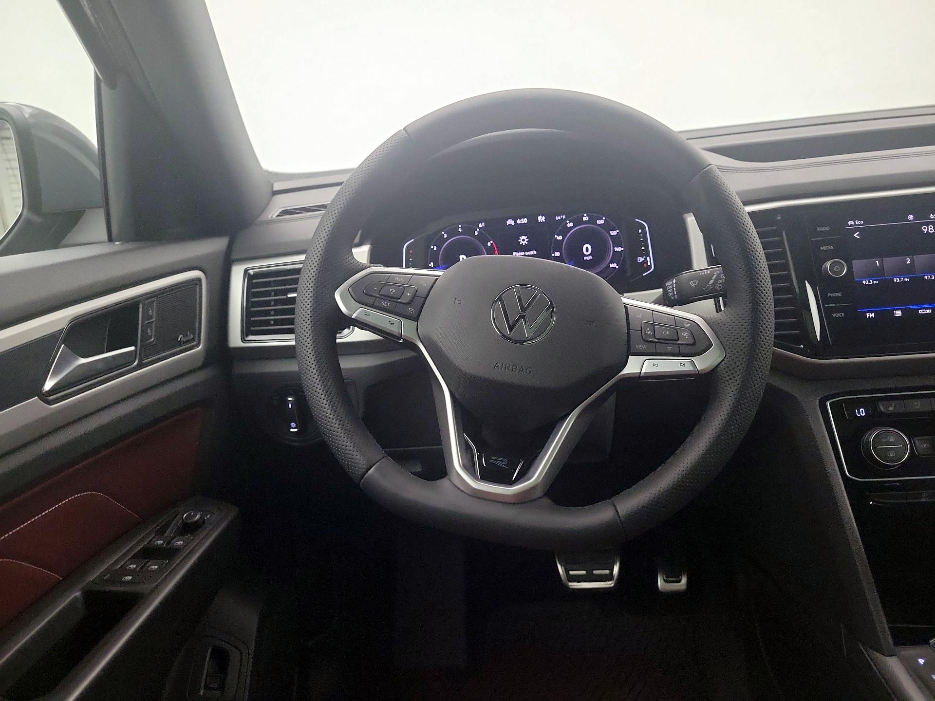 Thumbnail: 2023 Volkswagen Atlas - 10