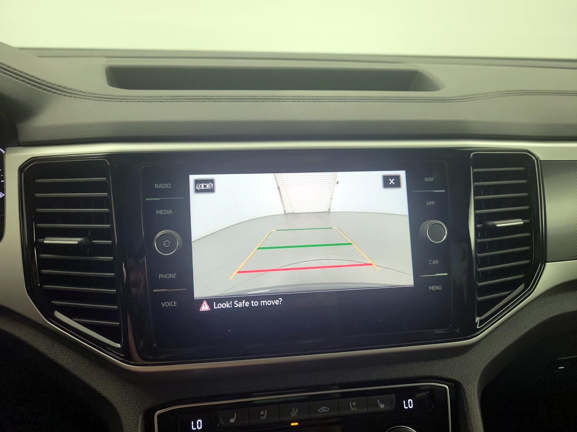 Thumbnail: 2023 Volkswagen Atlas - 15