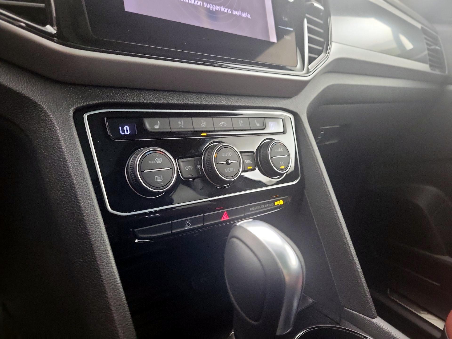 Thumbnail: 2023 Volkswagen Atlas - 17