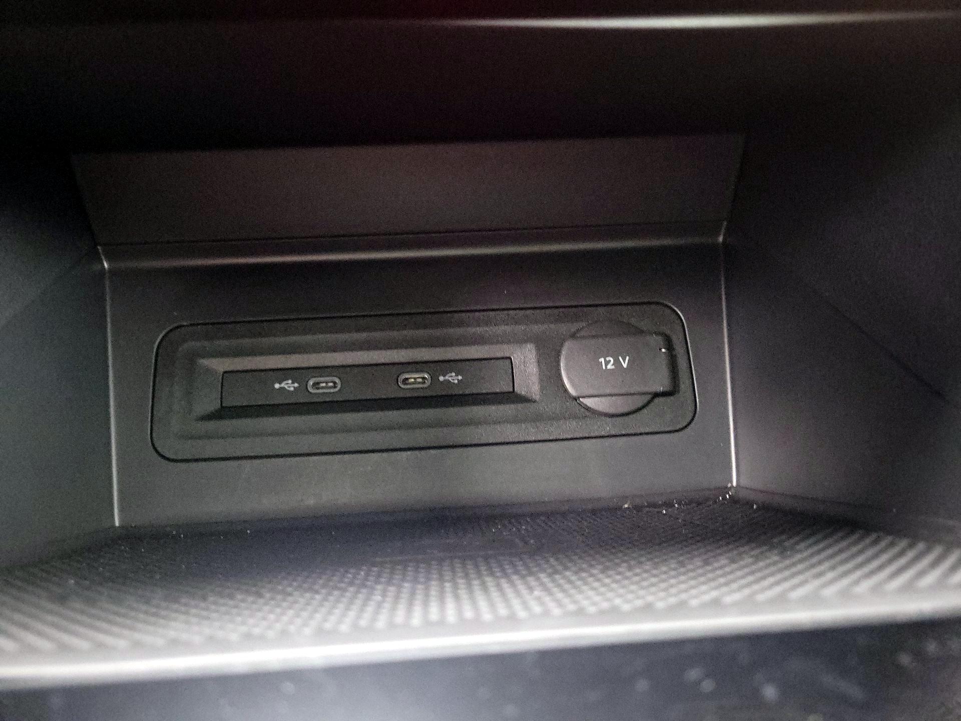 Thumbnail: 2023 Volkswagen Atlas - 19