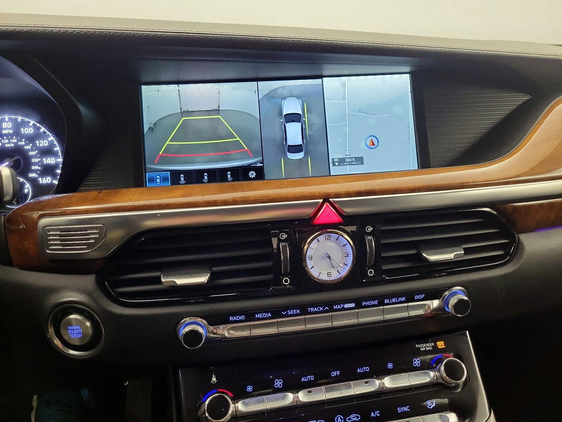 Thumbnail: 2017 Genesis G90 - 15