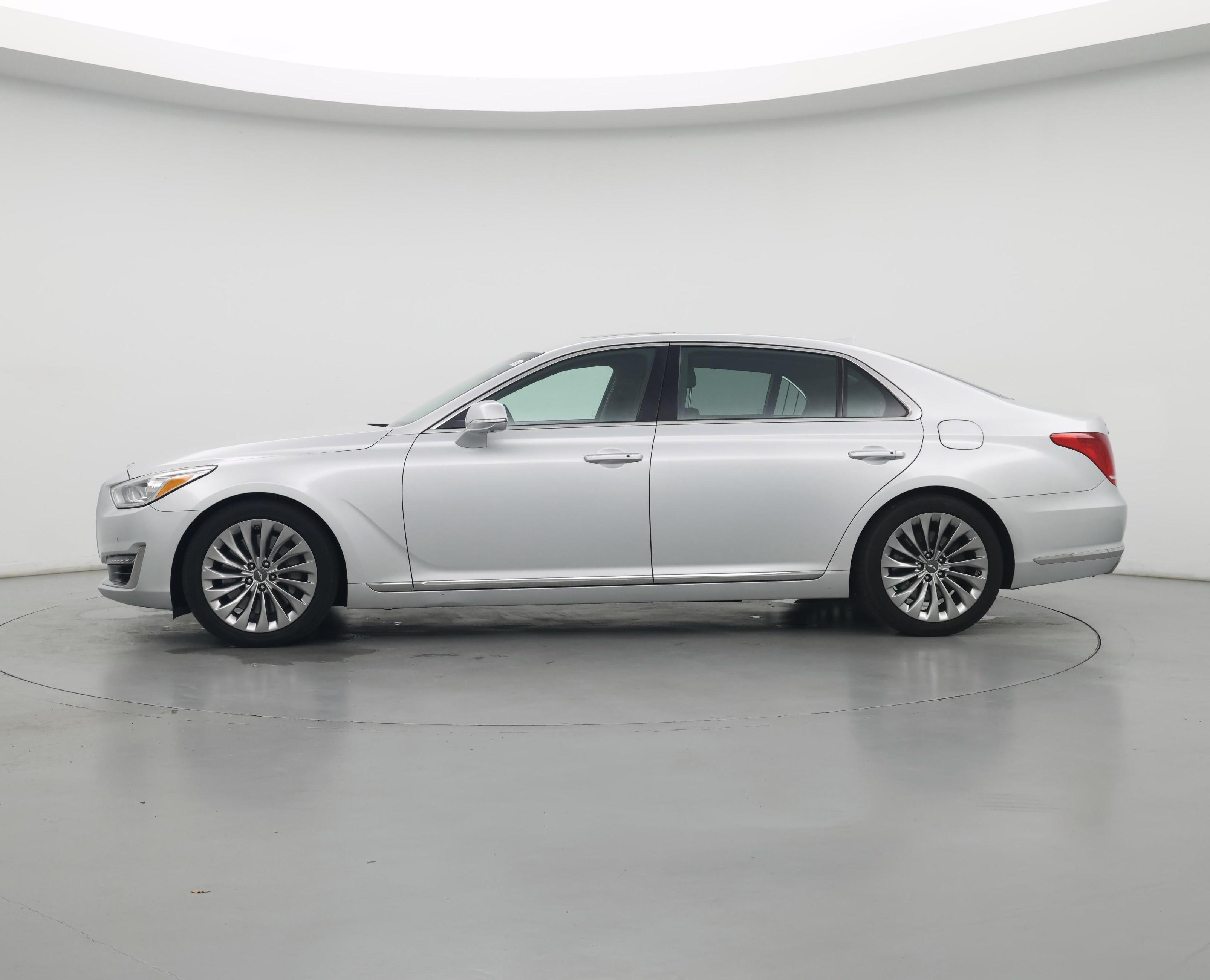 Thumbnail: 2017 Genesis G90 - 3