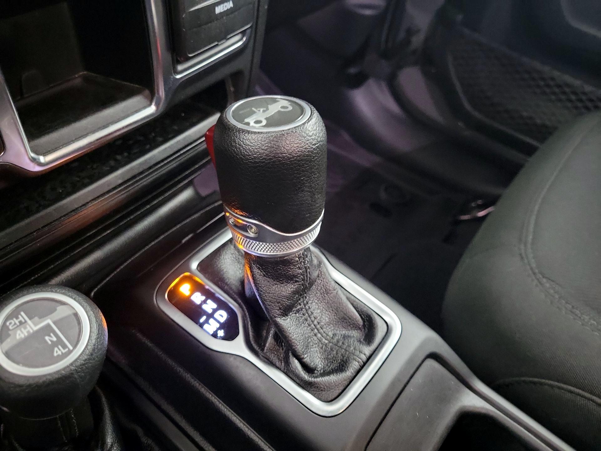 Thumbnail: 2020 Jeep Wrangler - 15