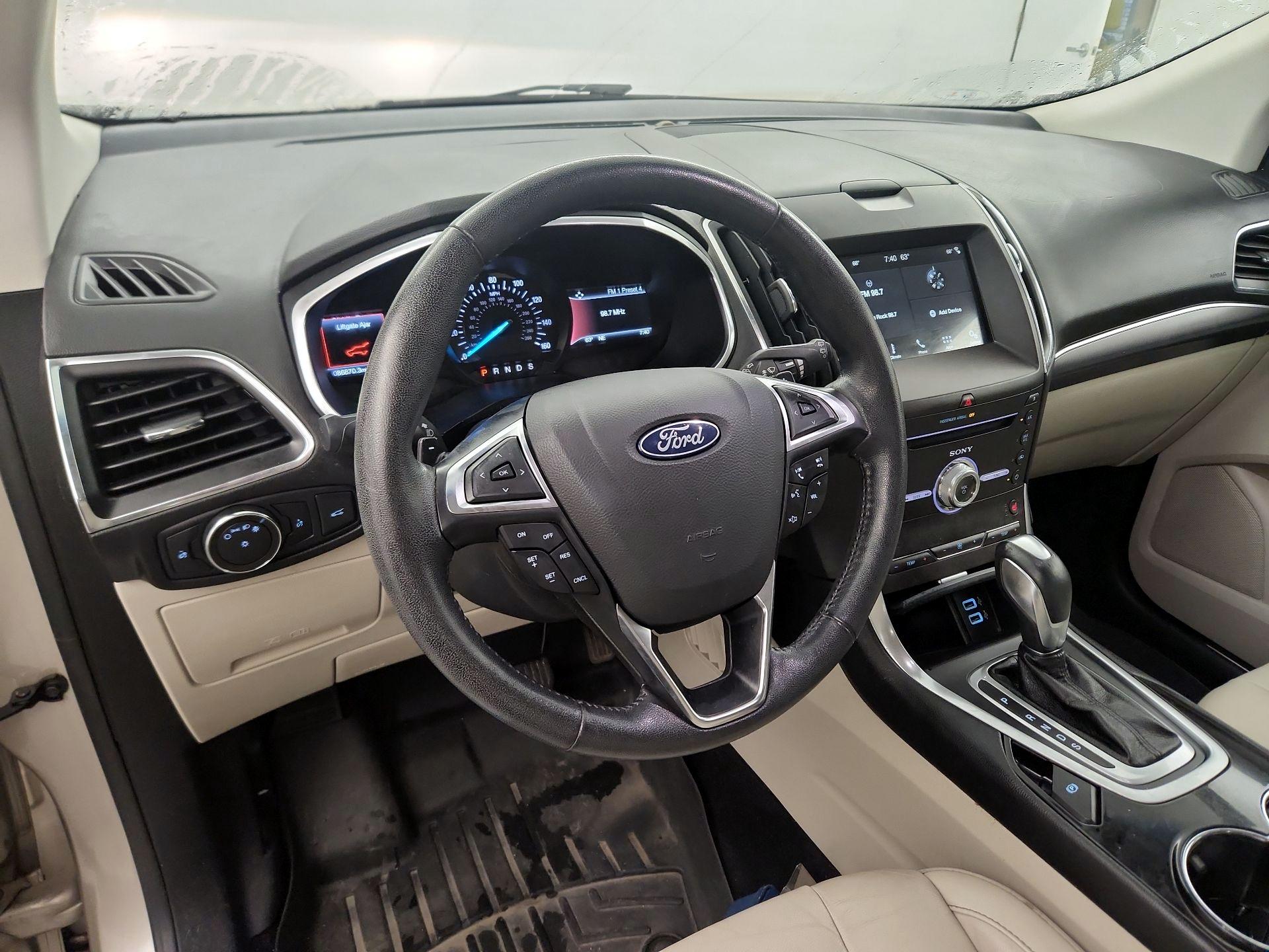 Thumbnail: 2018 Ford Edge - 8