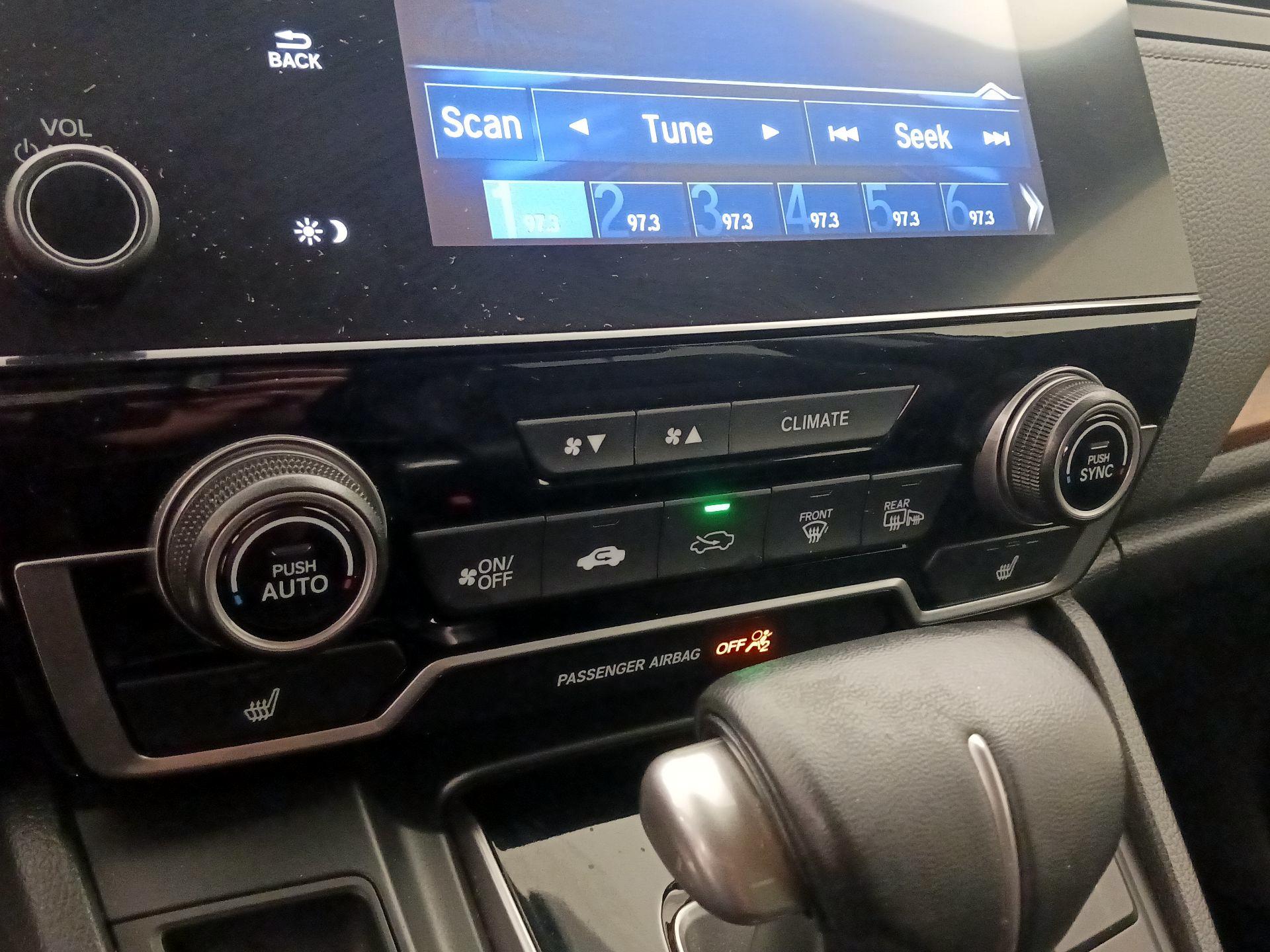 Thumbnail: 2018 Honda CR-V - 16