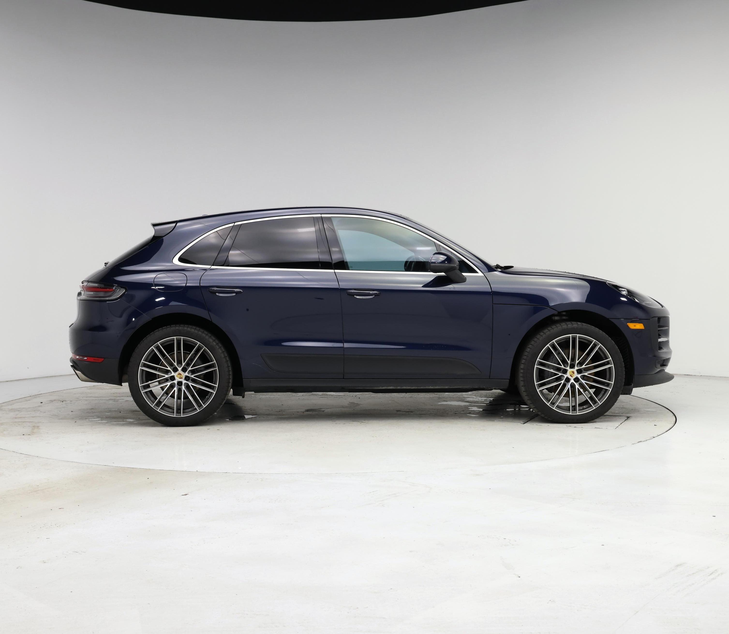 Thumbnail: 2020 Porsche Macan - 7