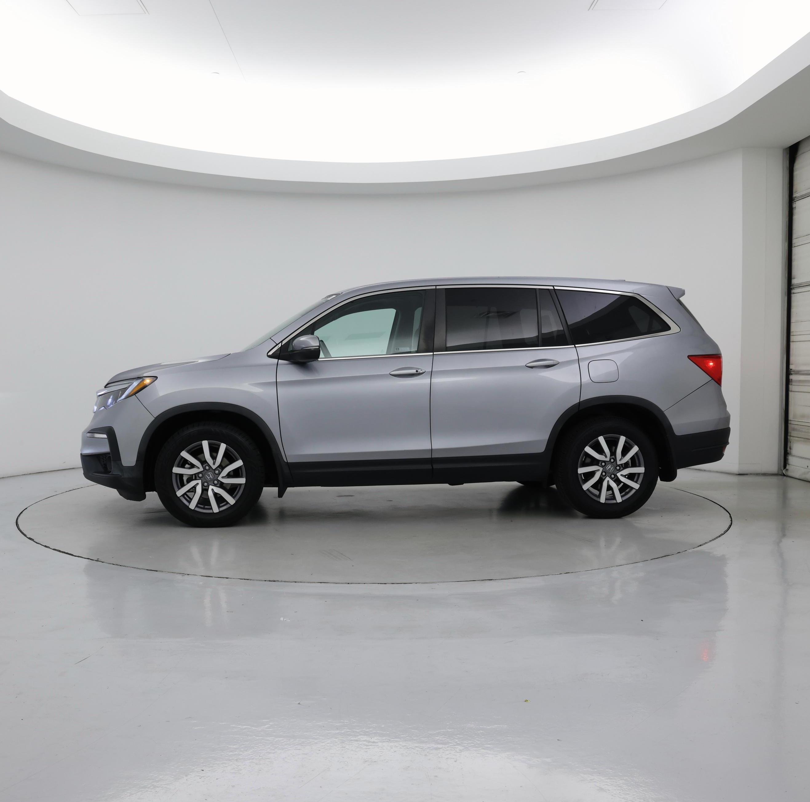 Thumbnail: 2020 Honda Pilot - 3