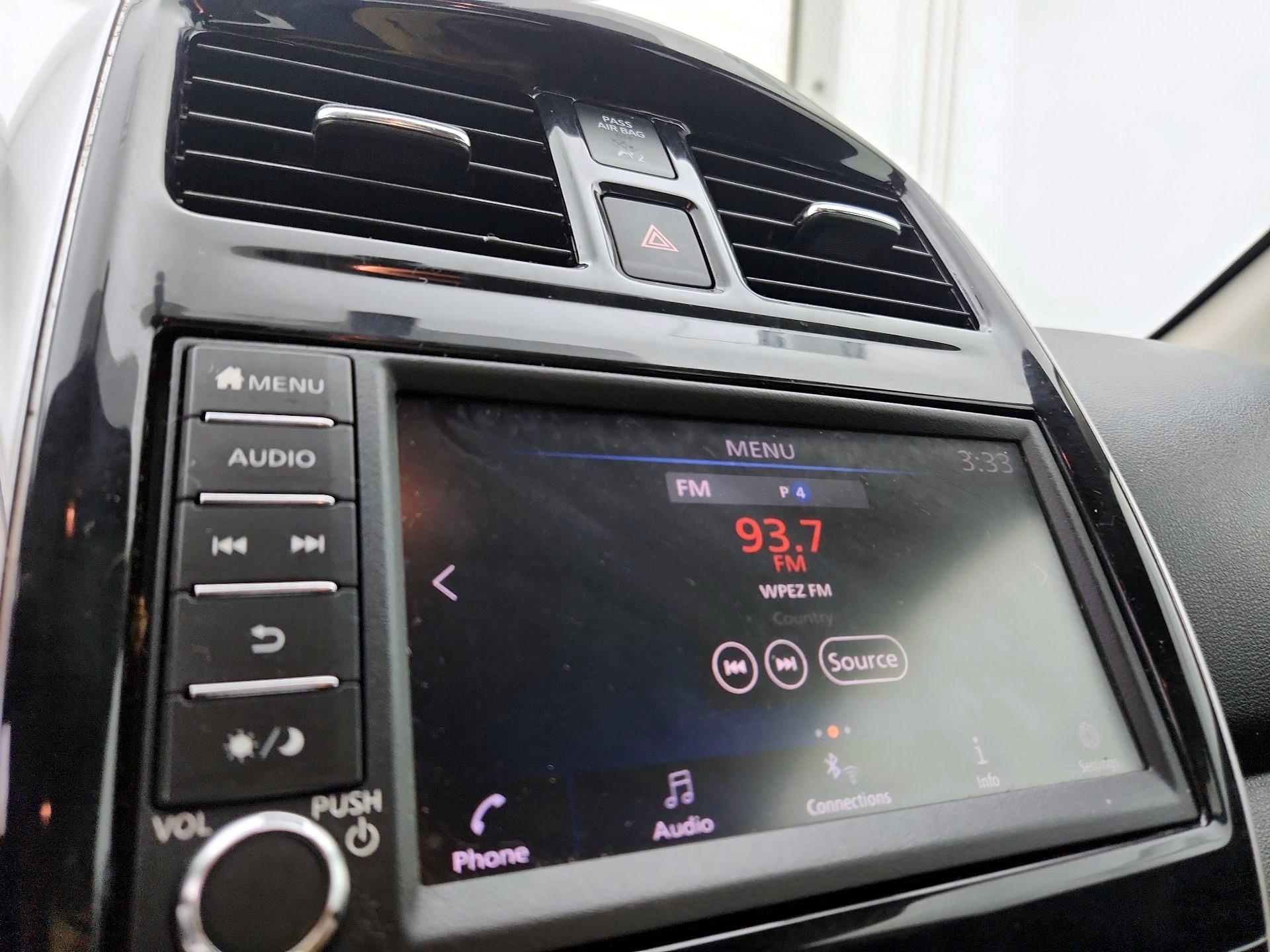 Thumbnail: 2019 Nissan Versa - 15