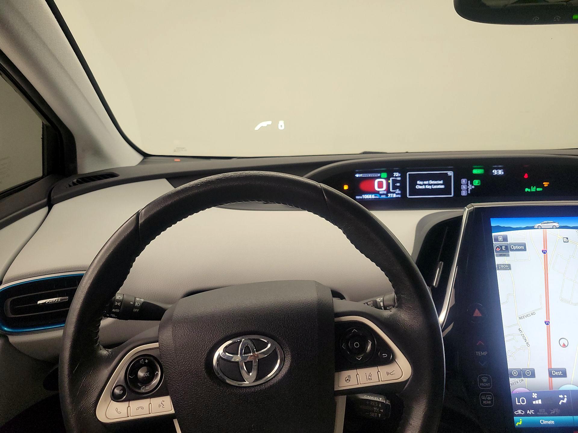Thumbnail: 2018 Toyota Prius Prime - 10